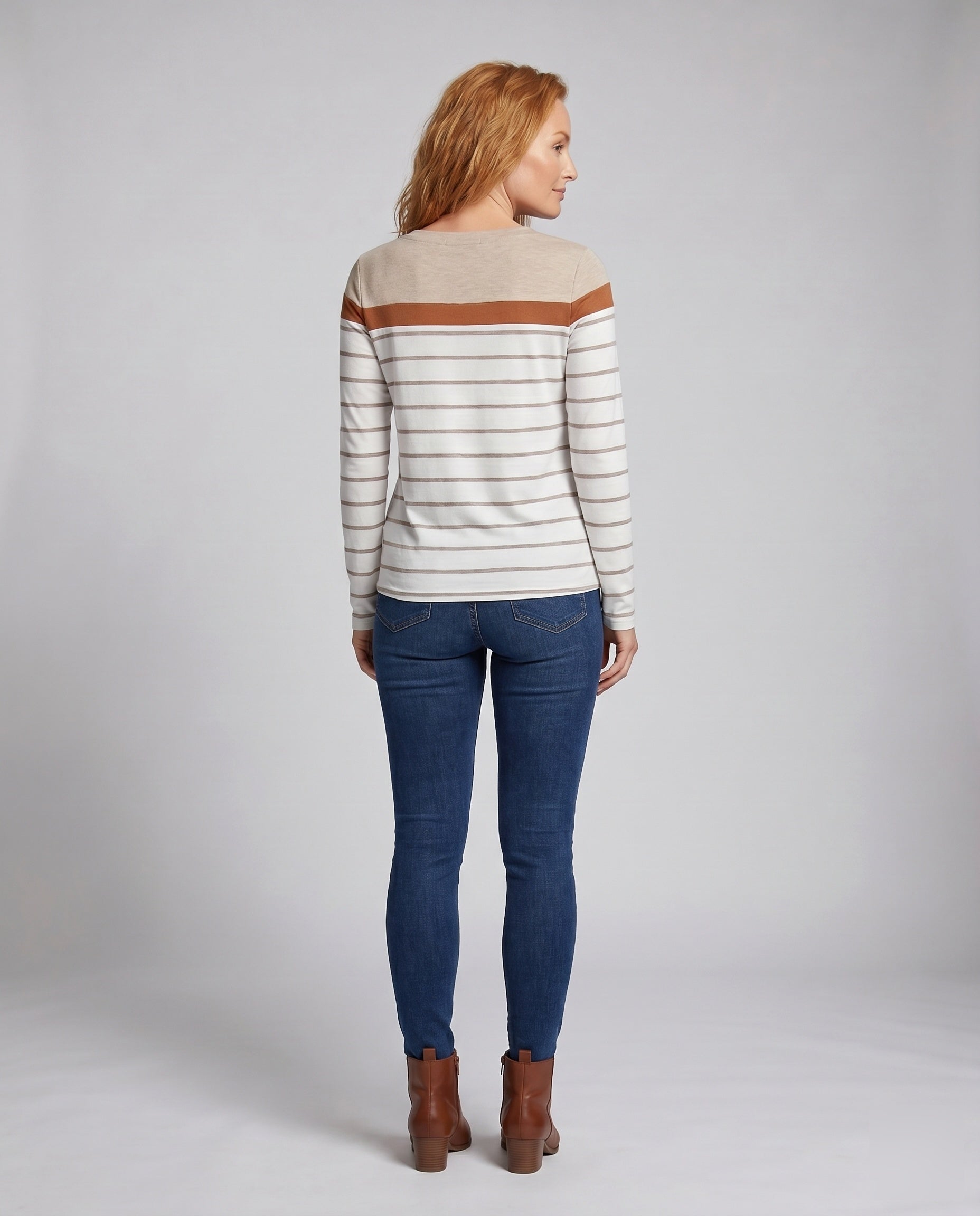 Product 15634935546186 - back_view