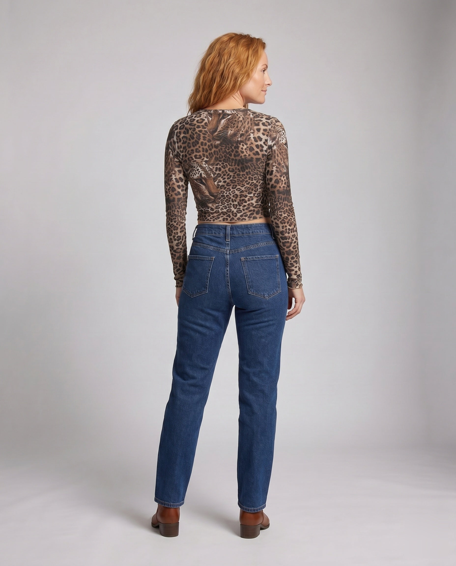 Product 15634935775562 - back_view