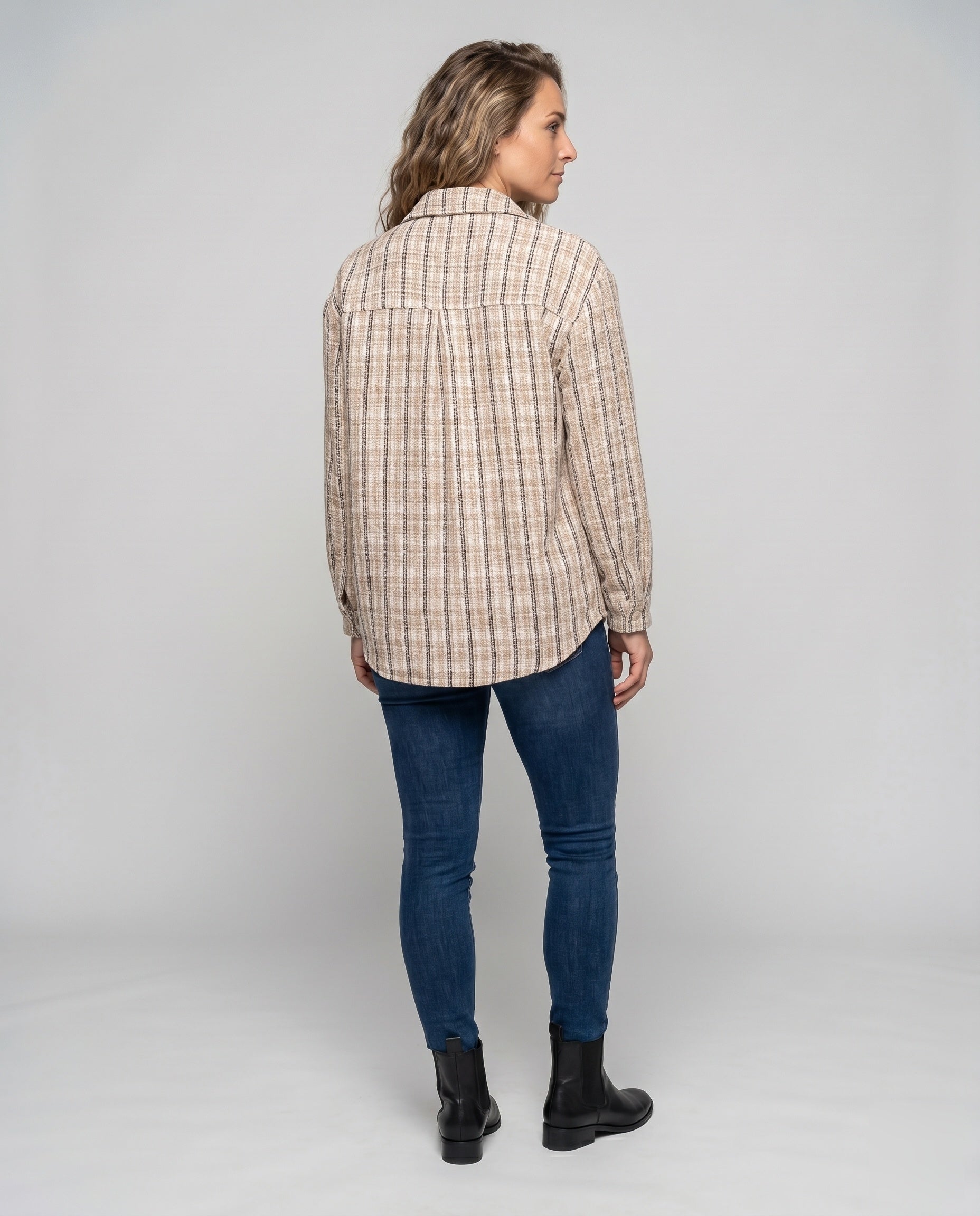 Product 15634936791370 - back_view