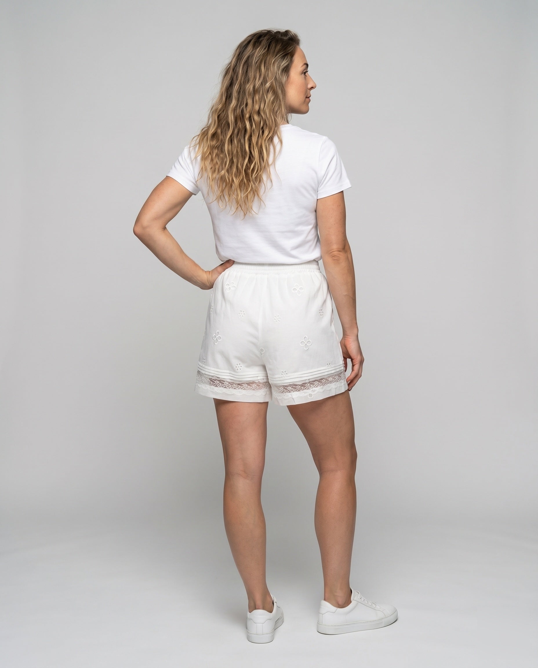 Product 15634937053514 - back_view