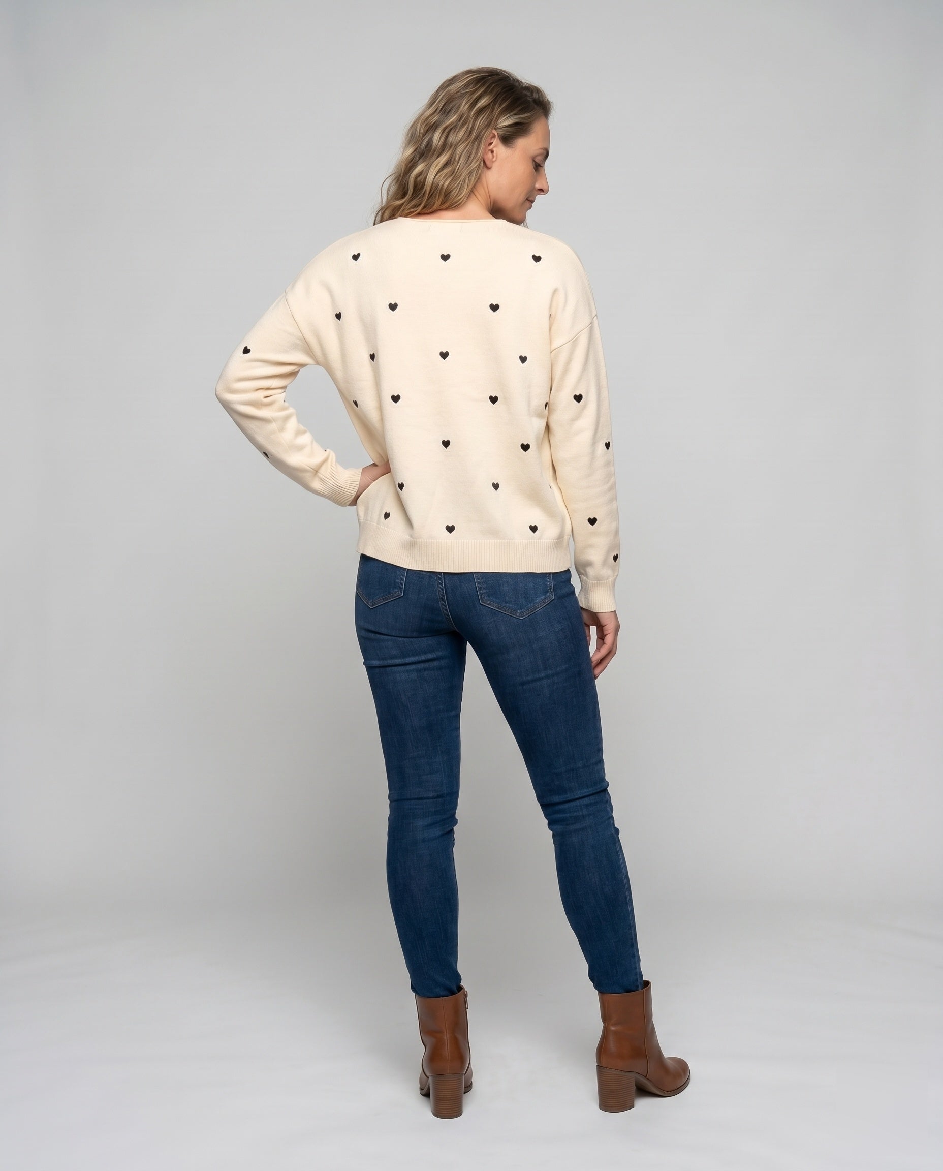 Product 15634937217354 - back_view