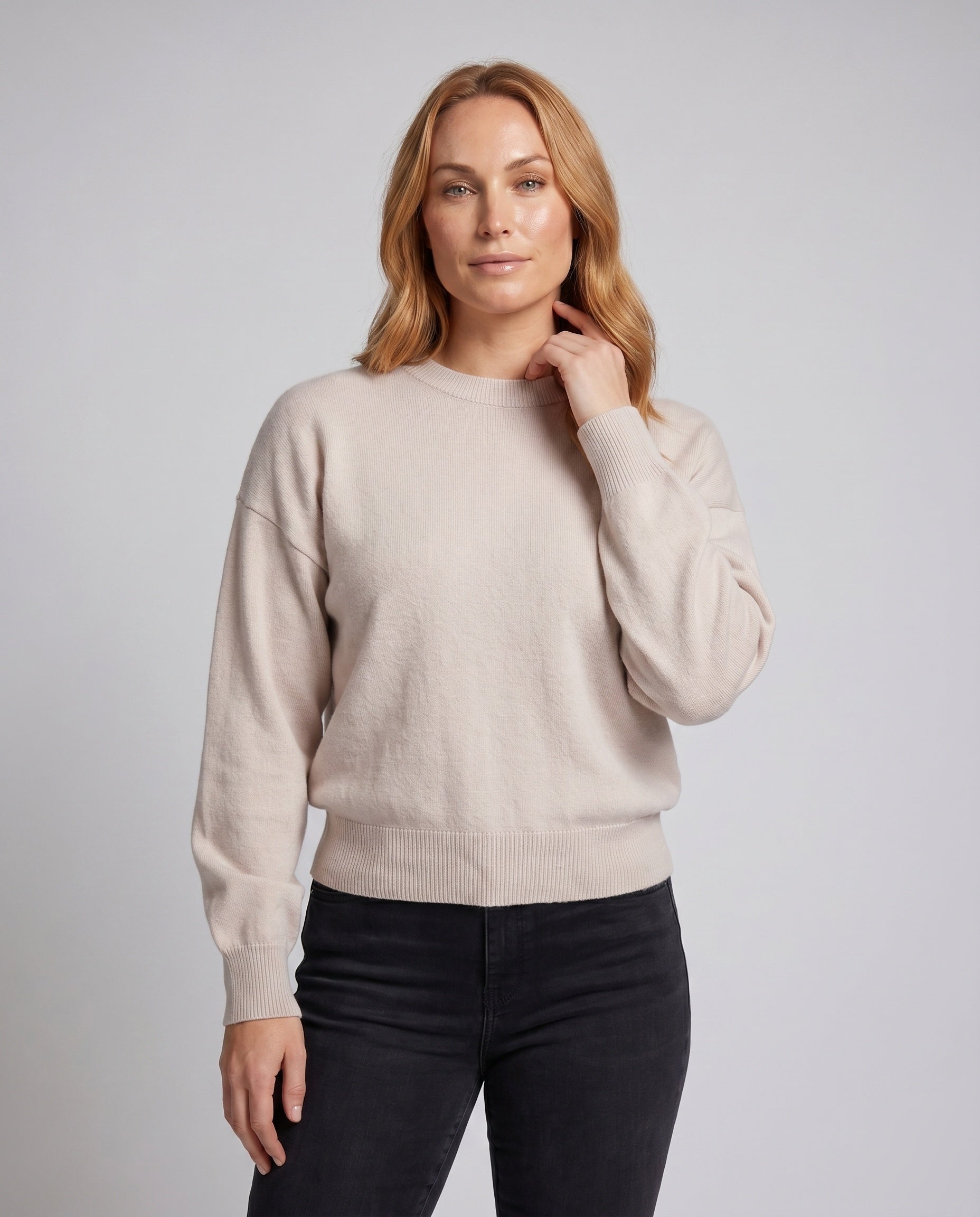 Product 15634938593610 - upper_body