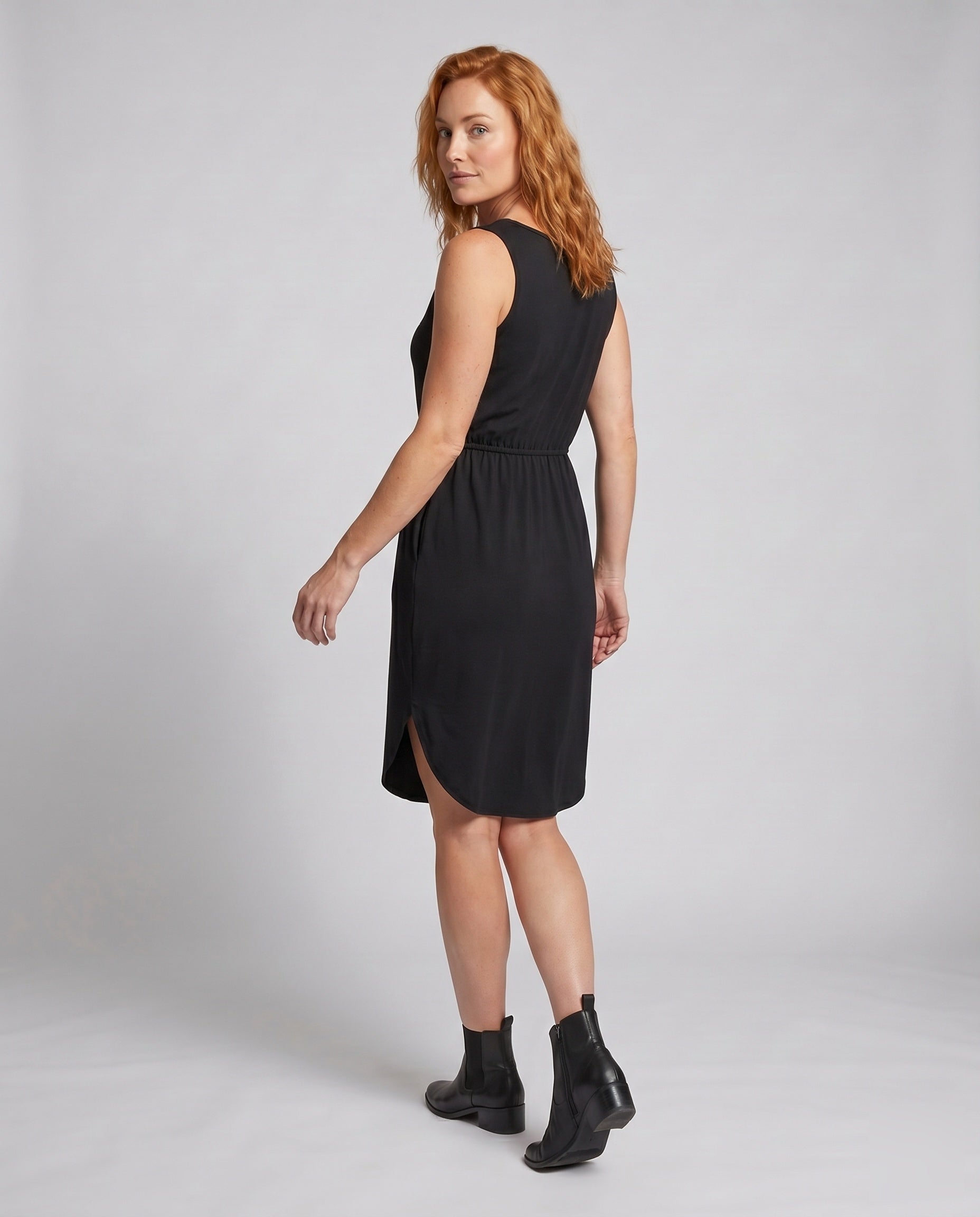 Product 15634939642186 - back_view