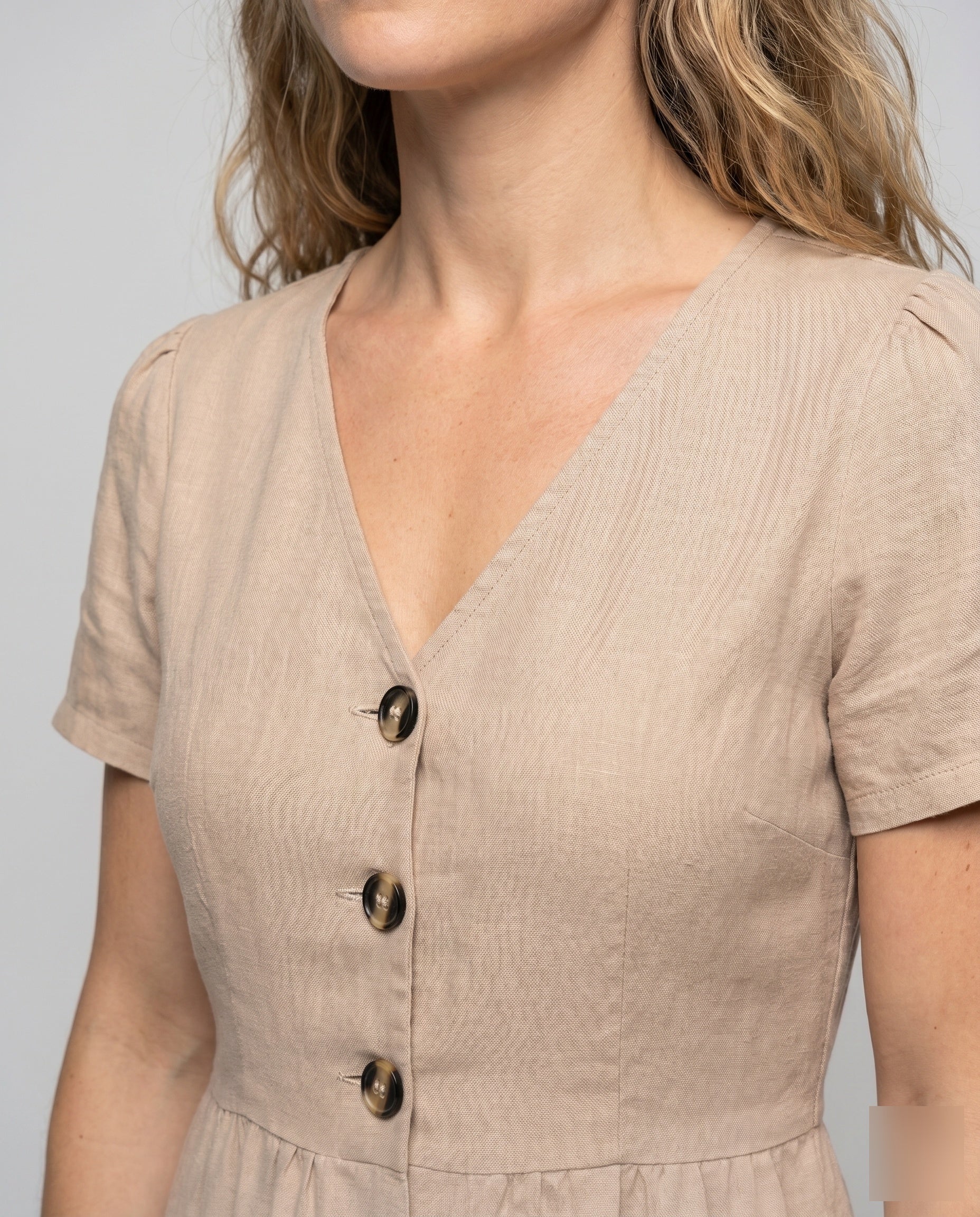 Product 15634940952906 - close_up_detail