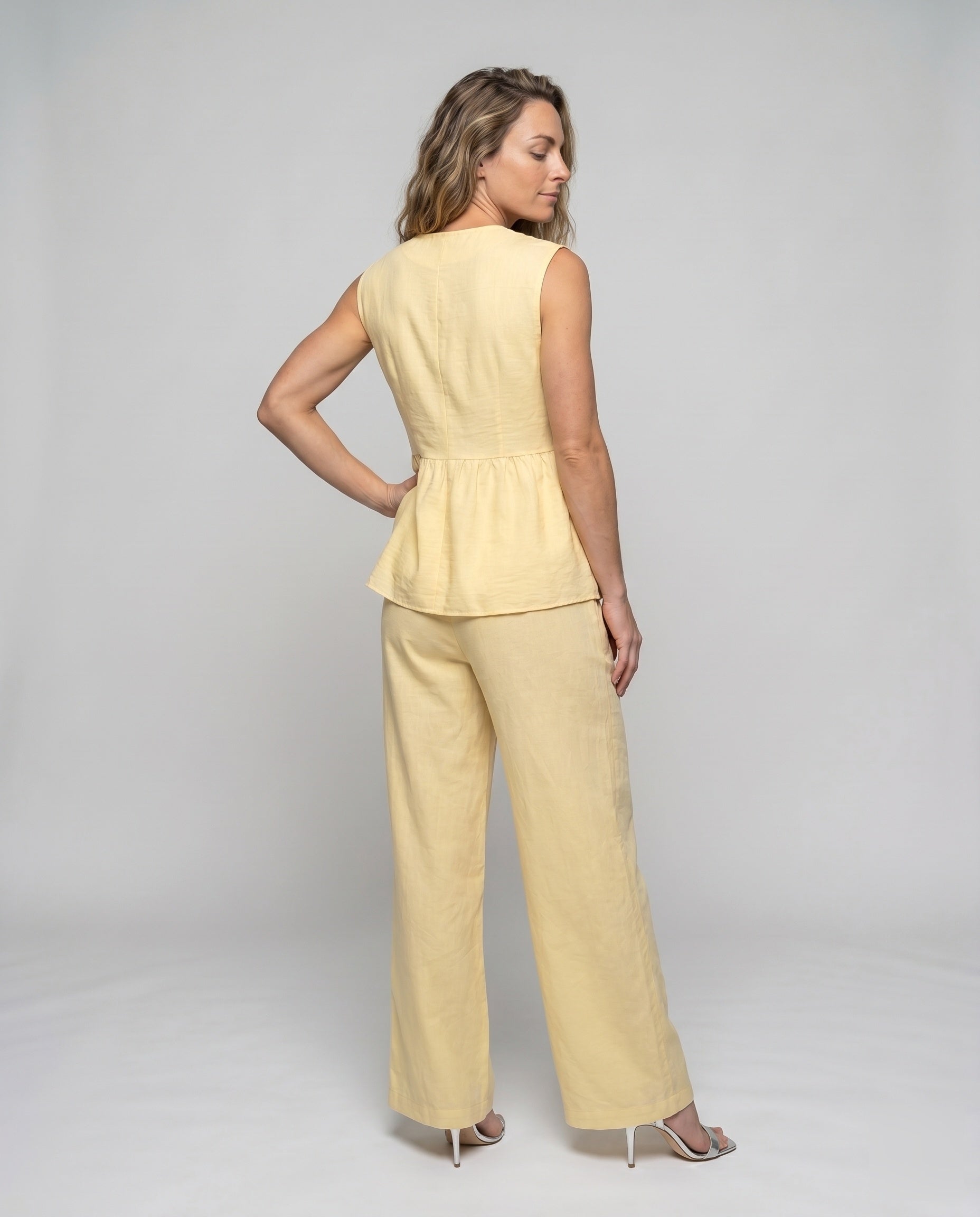 Product 15634941051210 - back_view