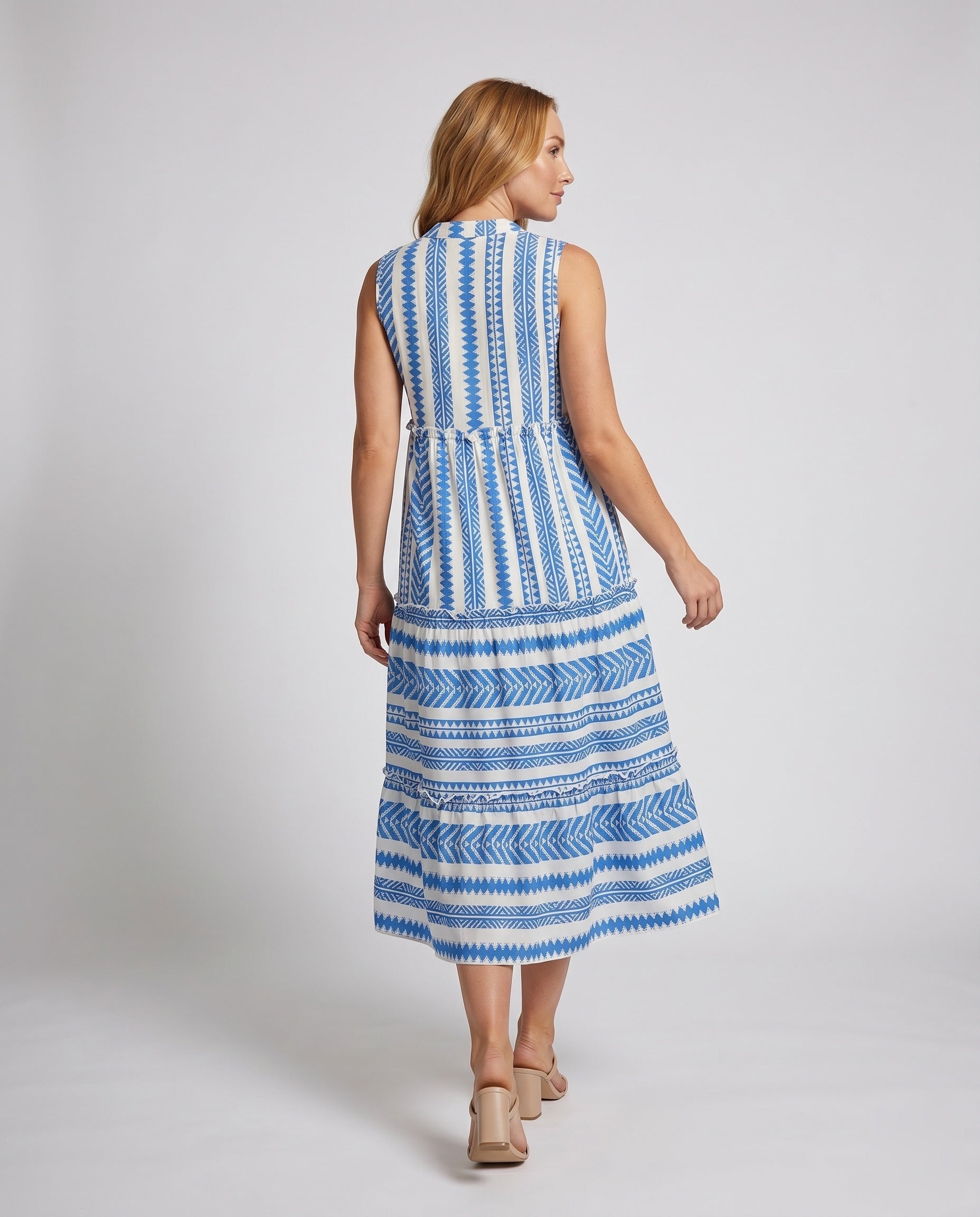 Product 15634941673802 - back_view