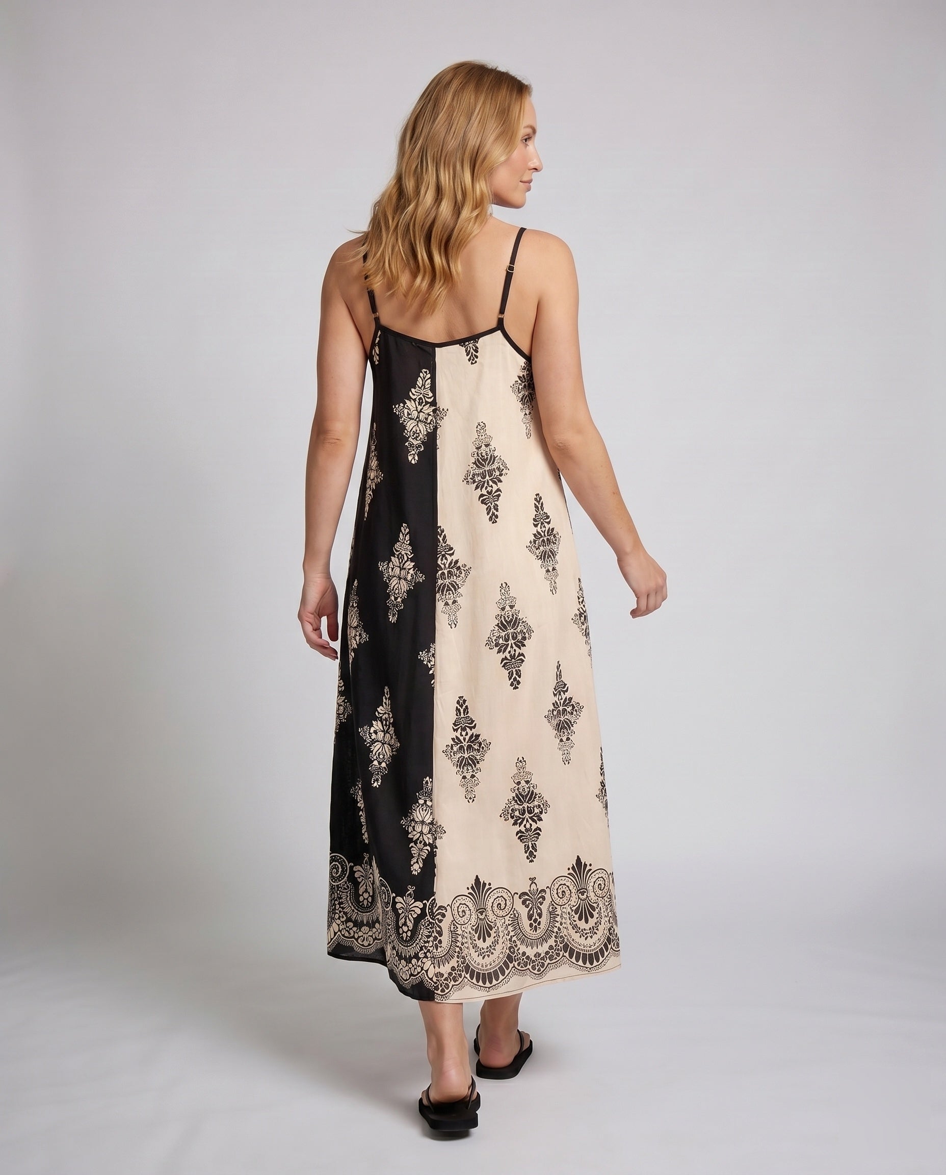 Product 15636282409290 - back_view