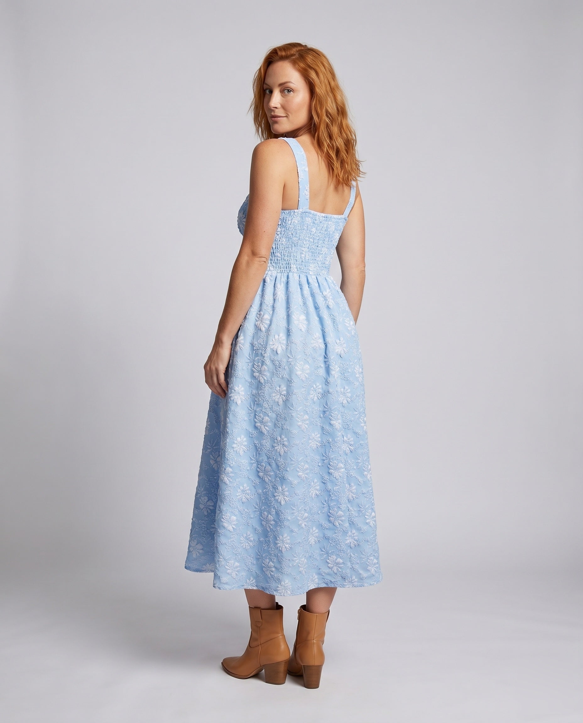 Product 15636283359562 - back_view