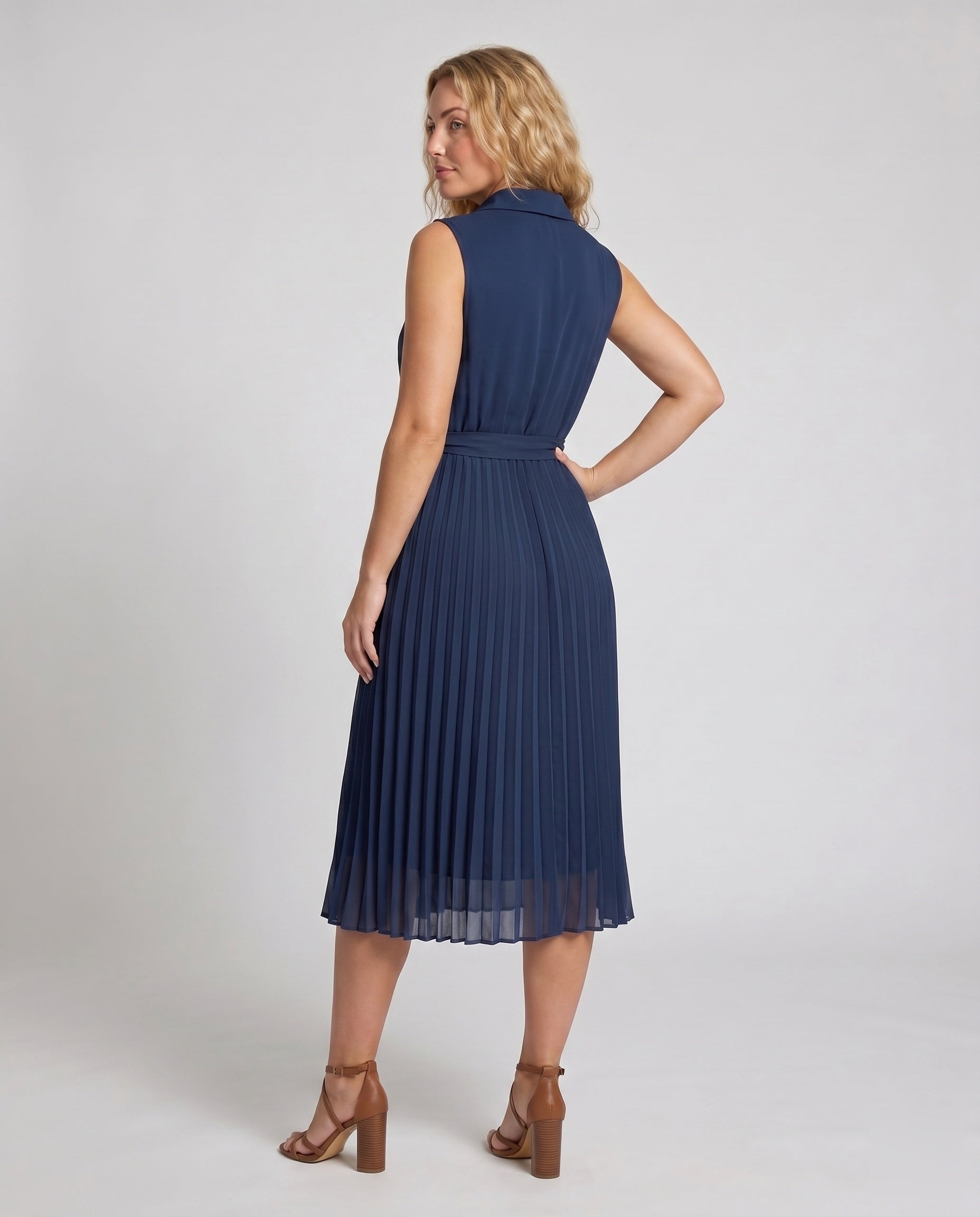 Product 15636293976394 - back_view