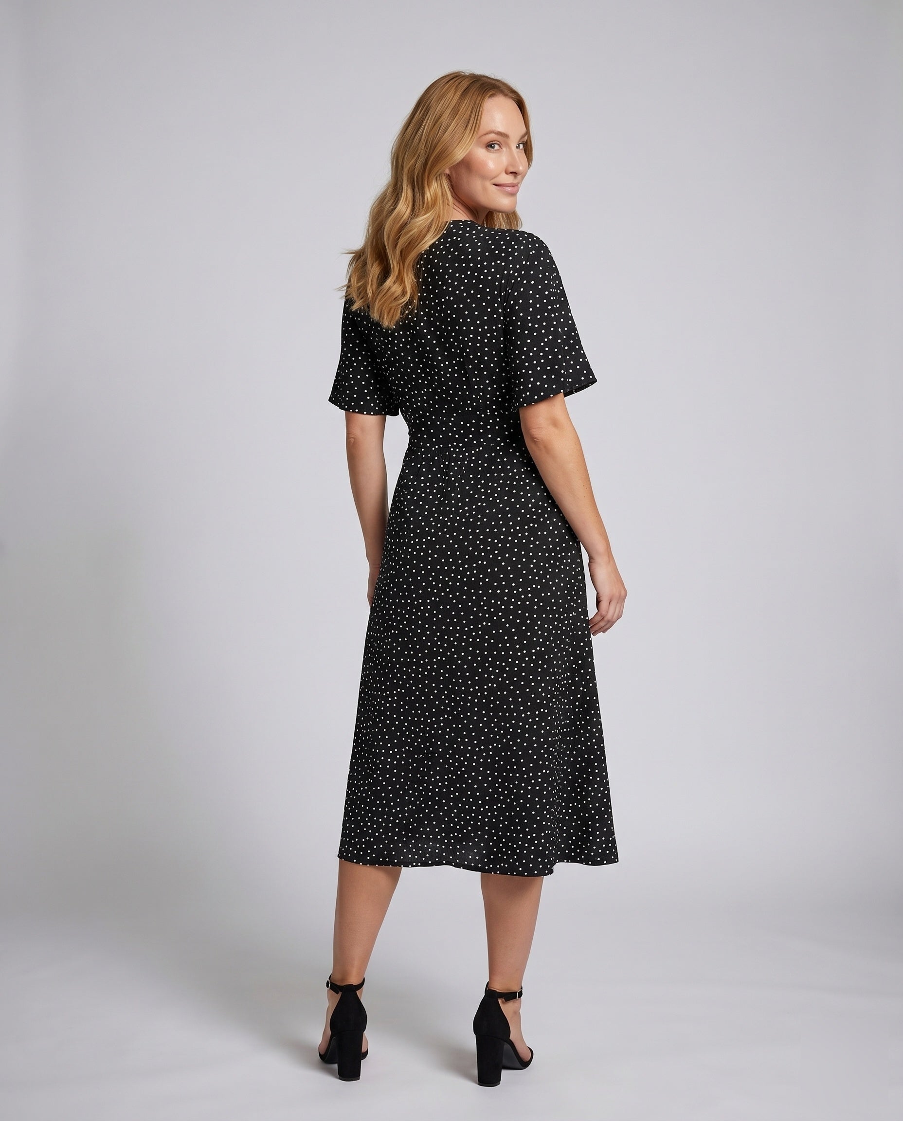 Product 15636296106314 - back_view