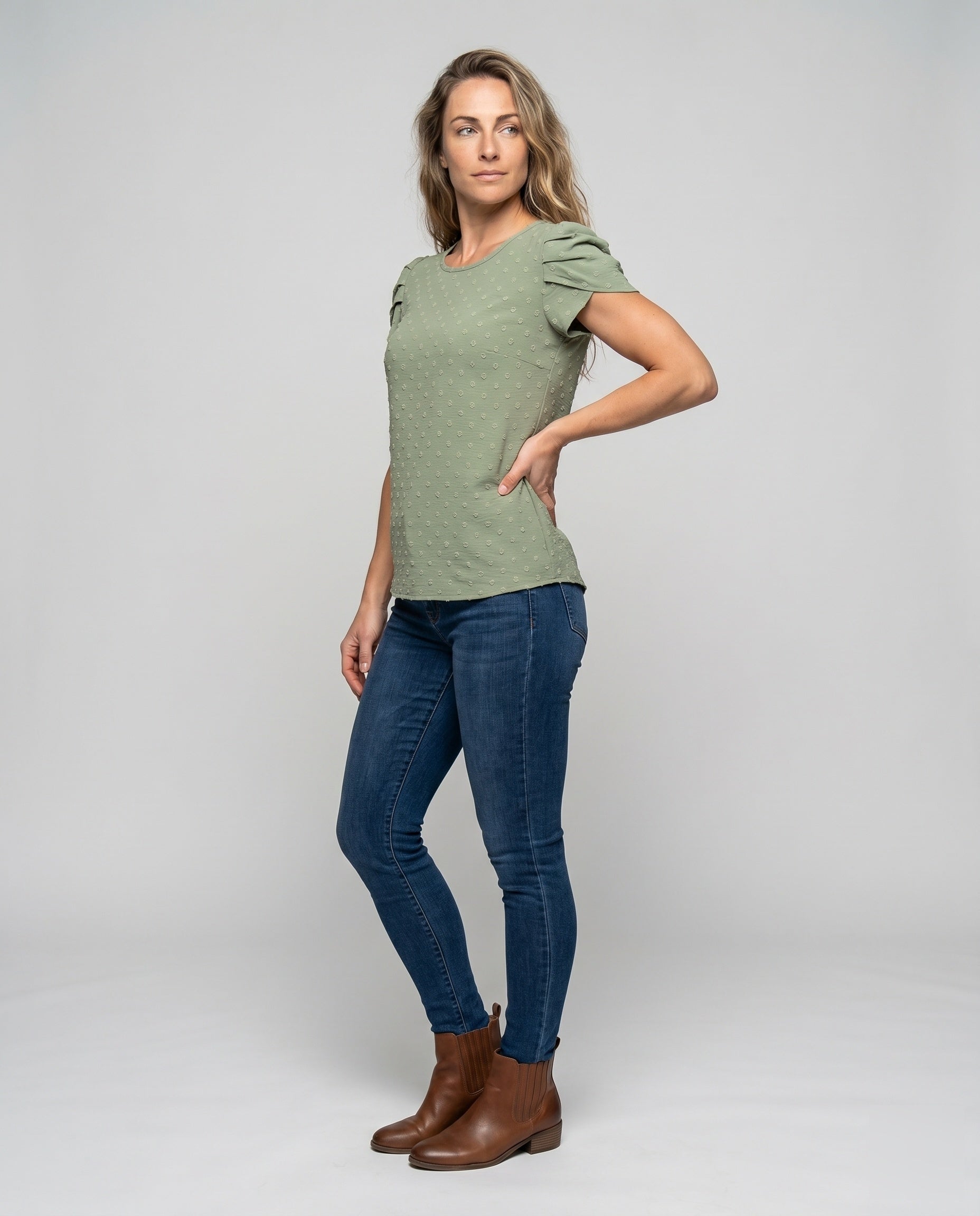 Product 15636298989898 - full_body_front