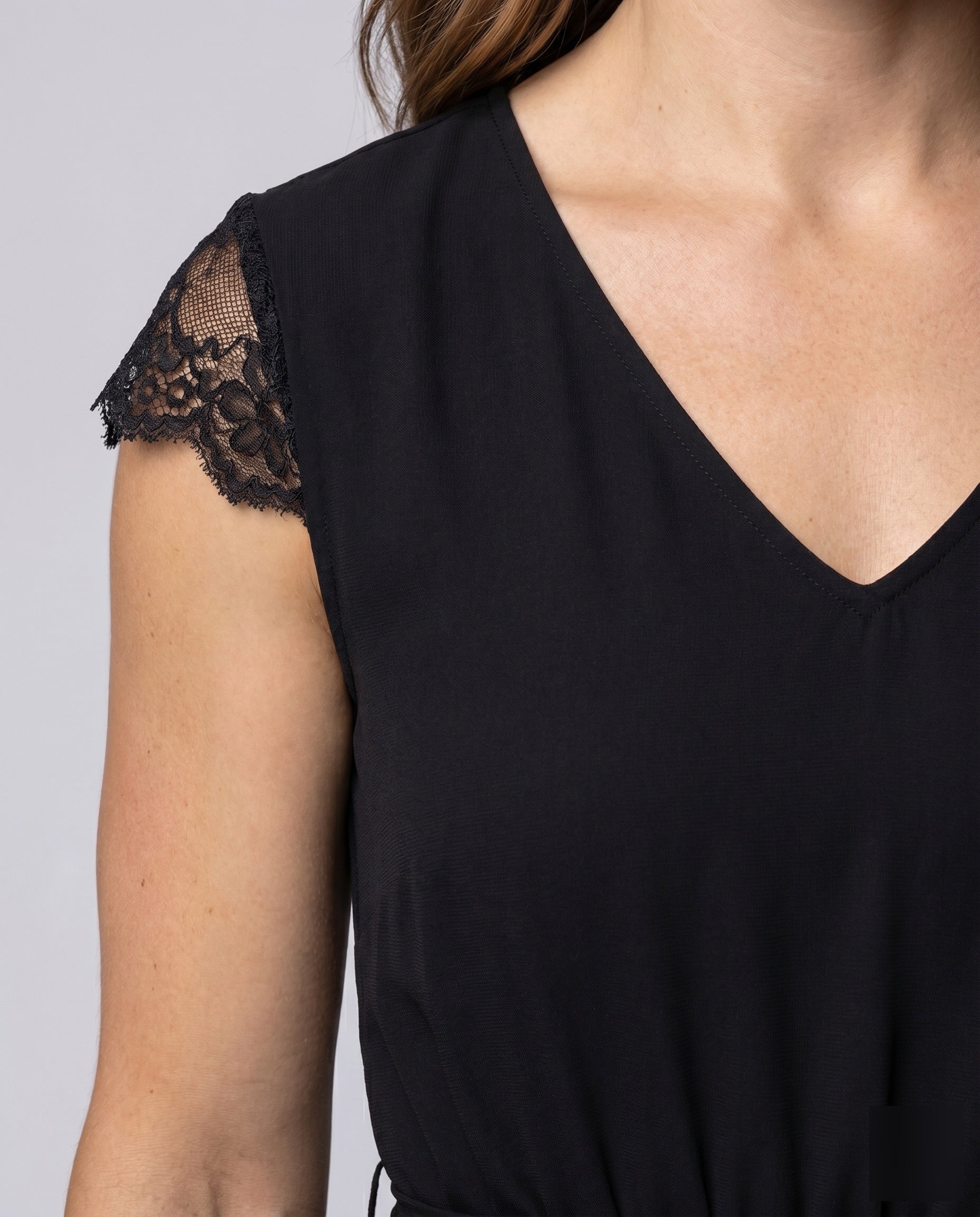 Product 15636302463306 - close_up_detail