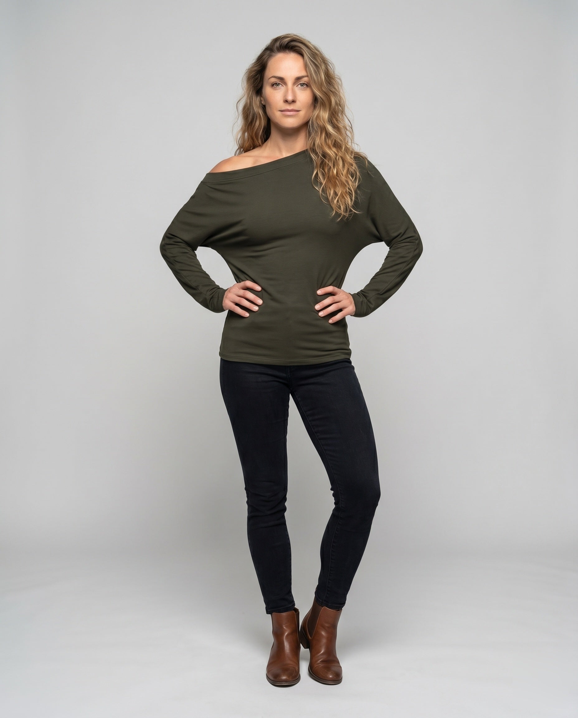 Product 15636303708490 - full_body_front