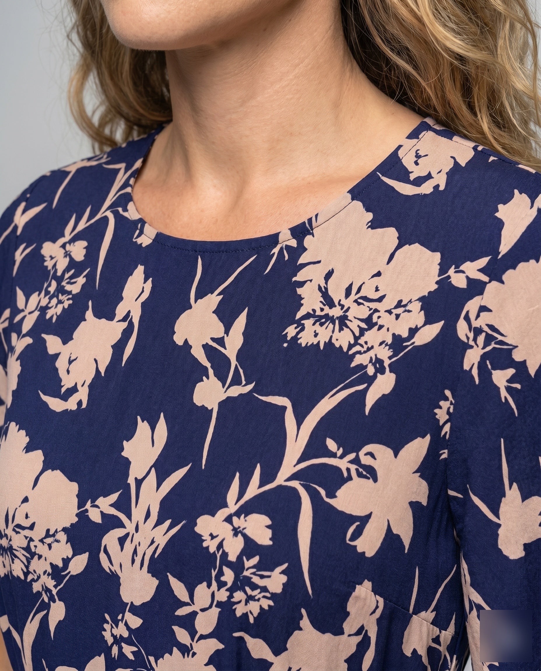 Product 15636304331082 - close_up_detail