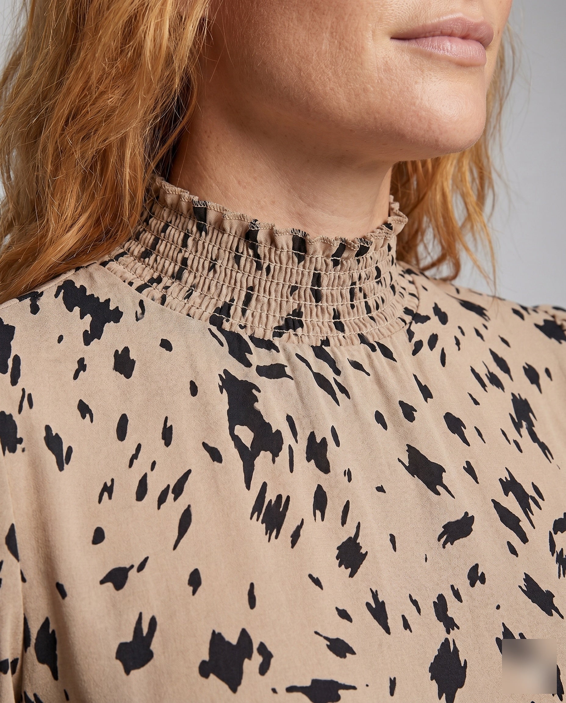 Product 15636306461002 - close_up_detail