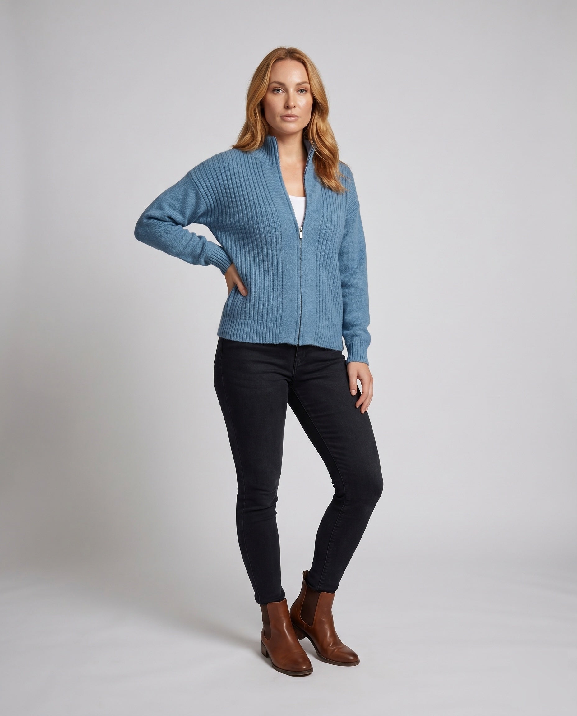 Product 15636311179594 - full_body_front