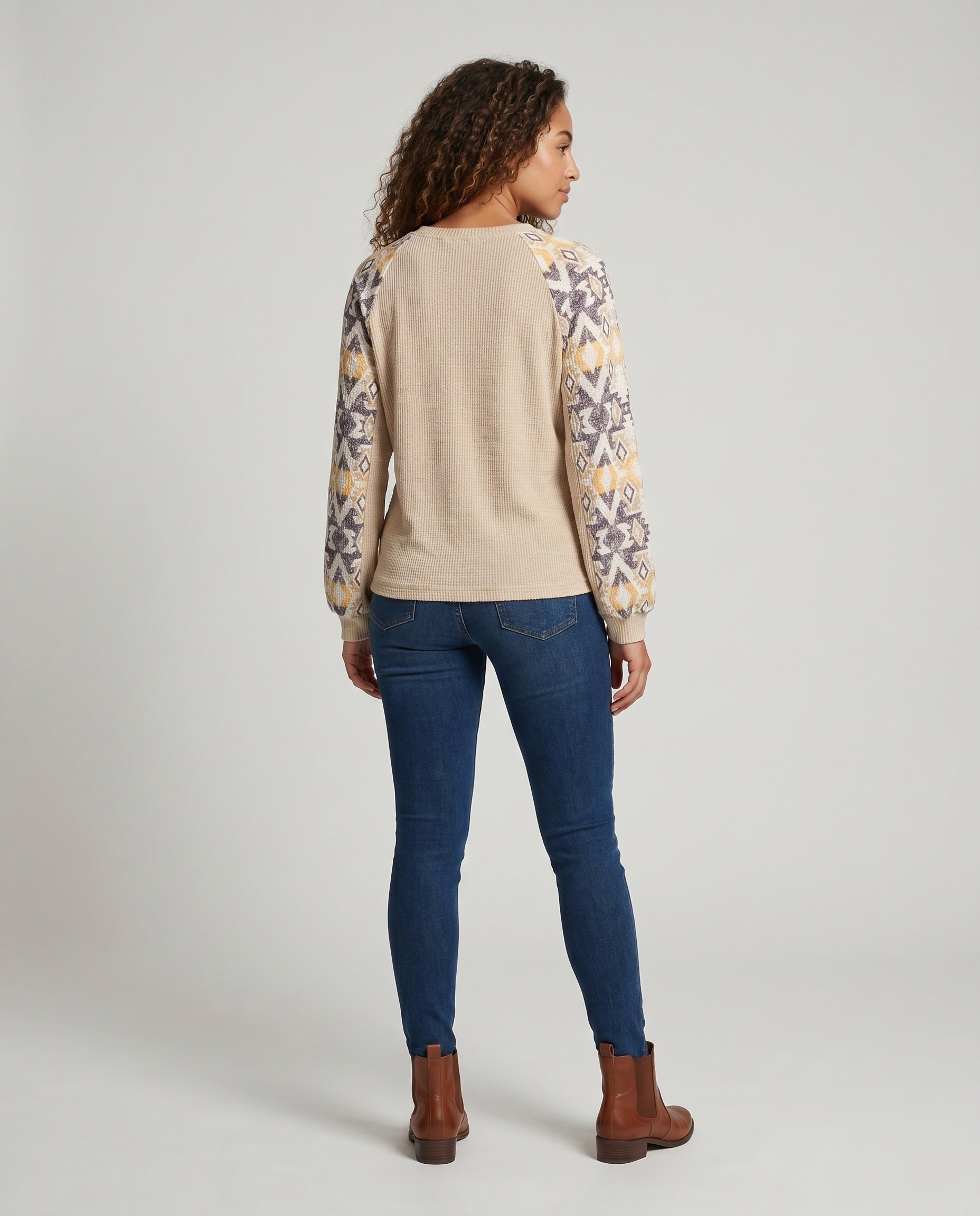 Product 15636312981834 - back_view