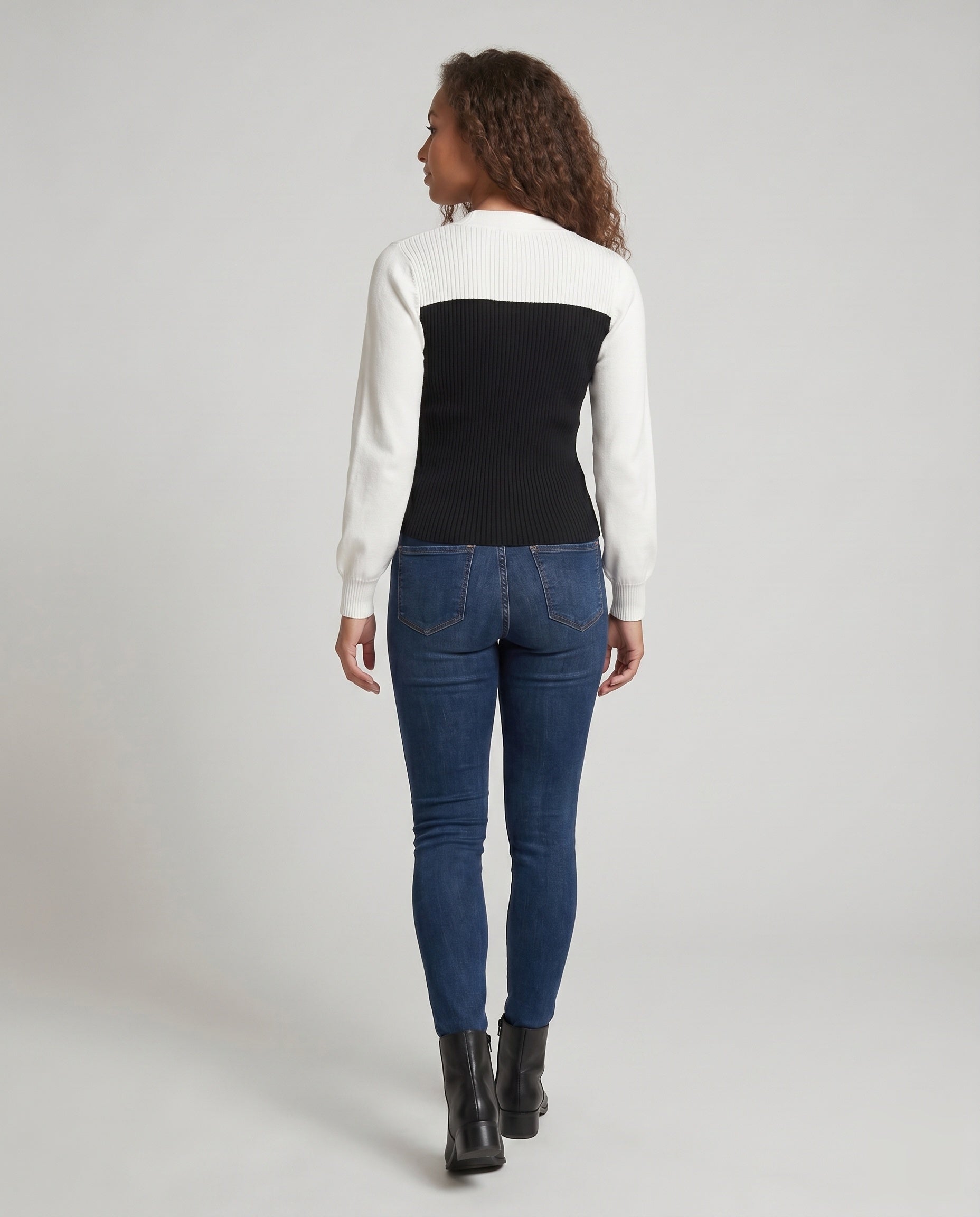 Product 15636313047370 - back_view
