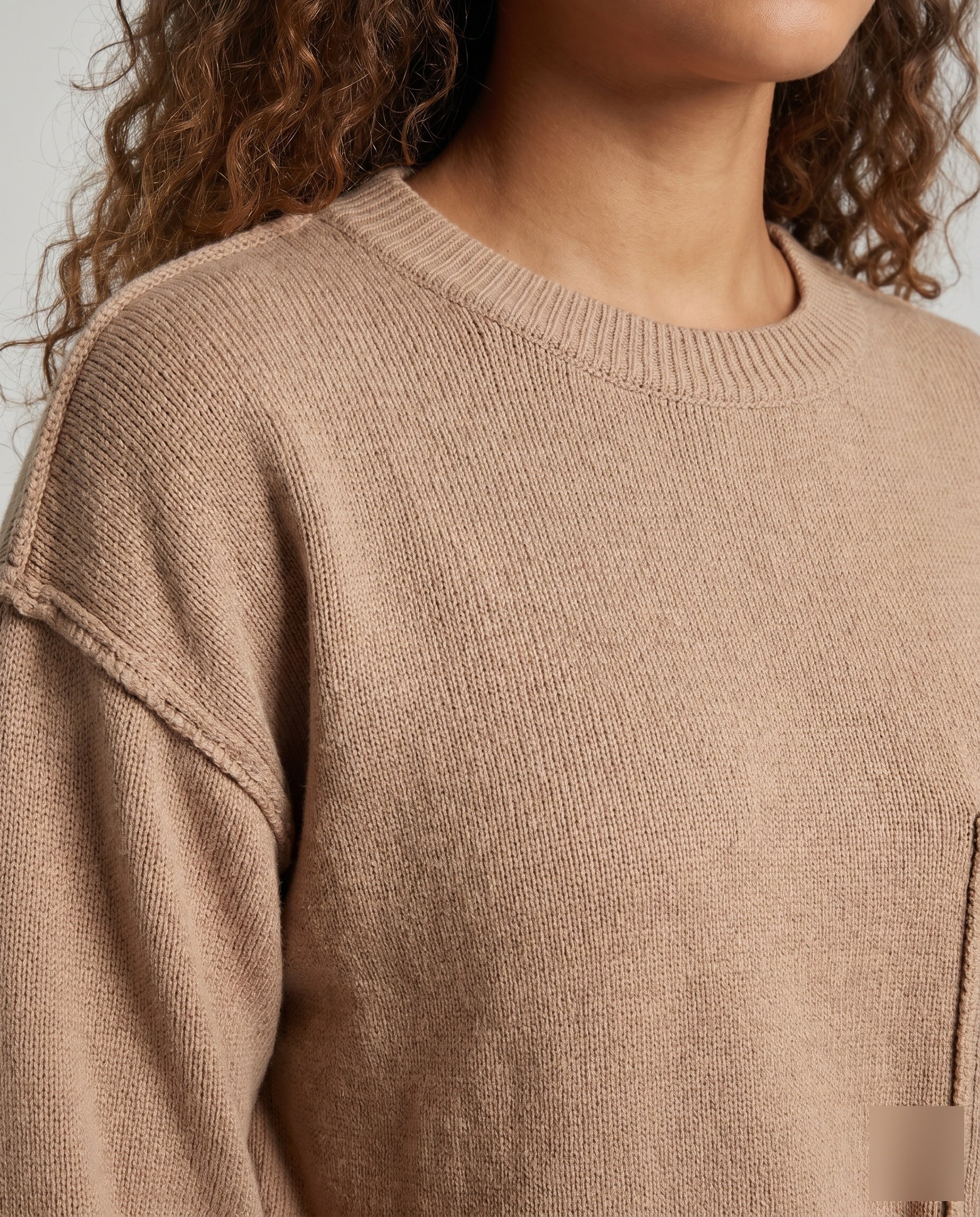 Product 15636313506122 - close_up_detail