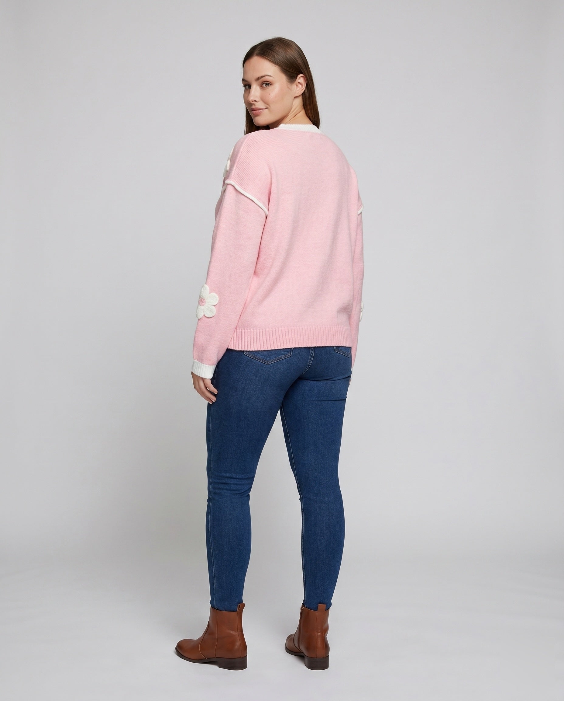 Product 15636313899338 - back_view