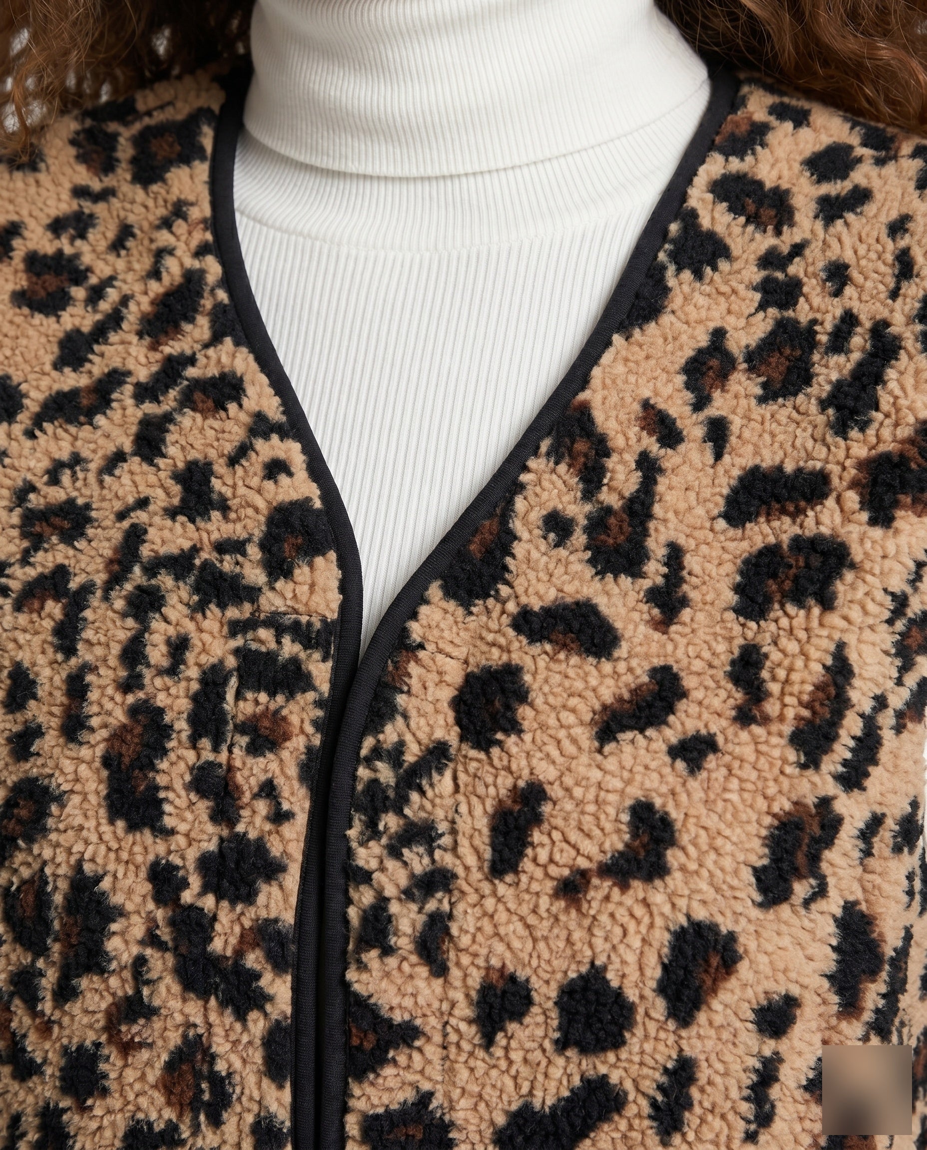 Product 15636316455242 - close_up_detail