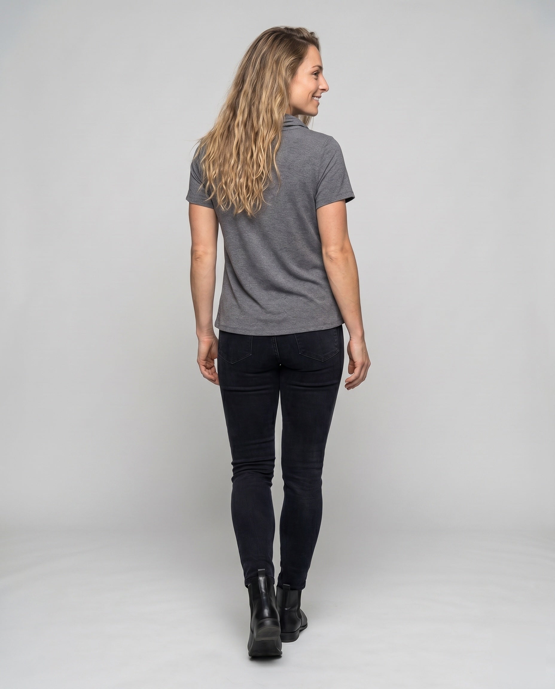 Product 15636318880074 - back_view