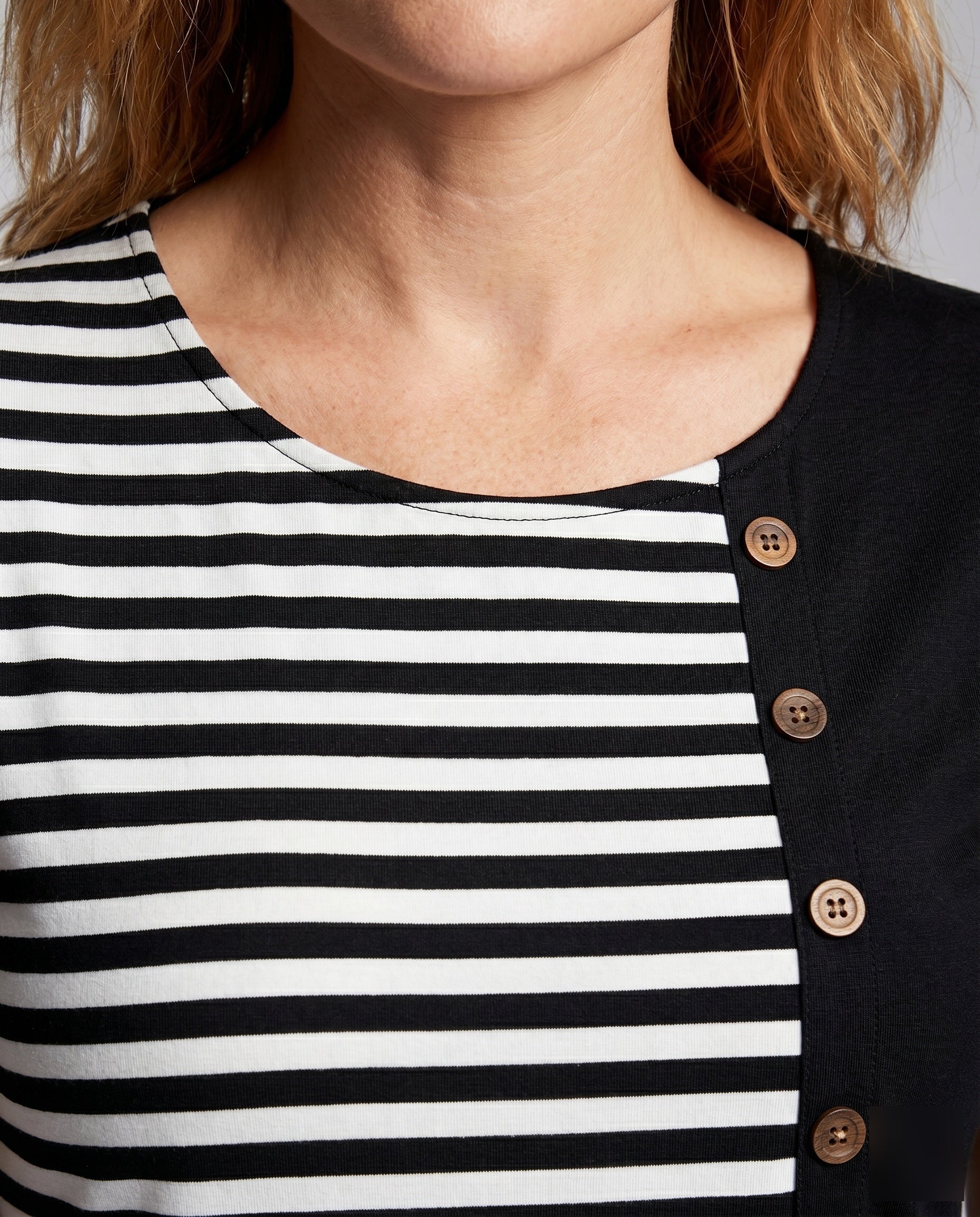 Product 15636318978378 - close_up_detail