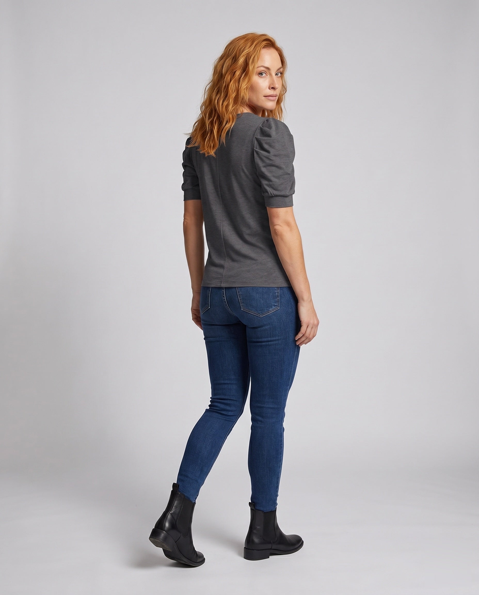 Product 15636319174986 - back_view