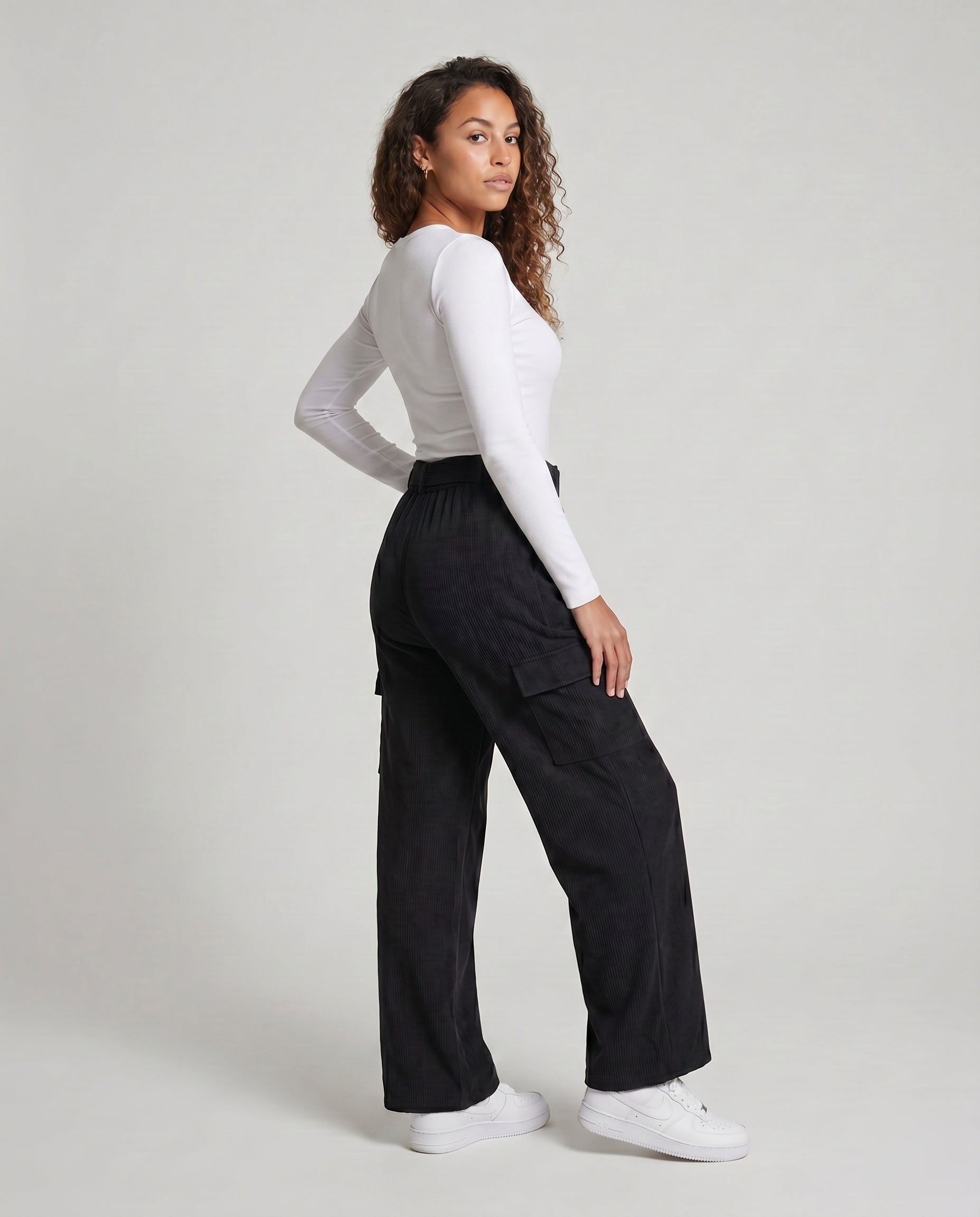 Product 15636320649546 - back_view