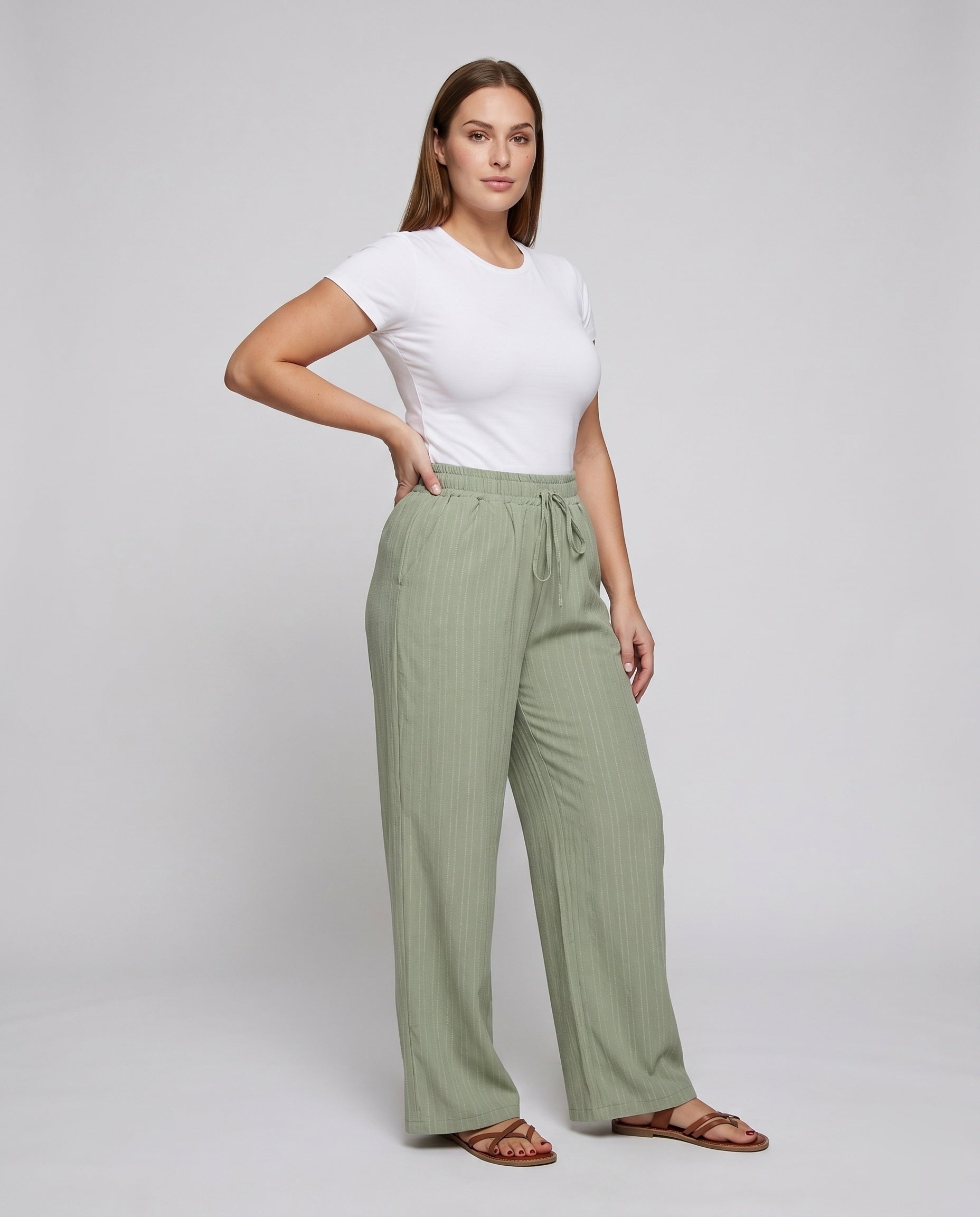 Product 15636321304906 - full_body_front