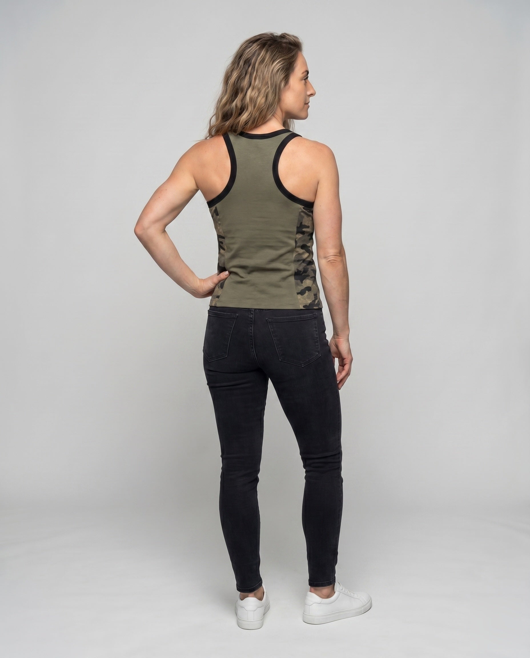 Product 15636484522314 - back_view