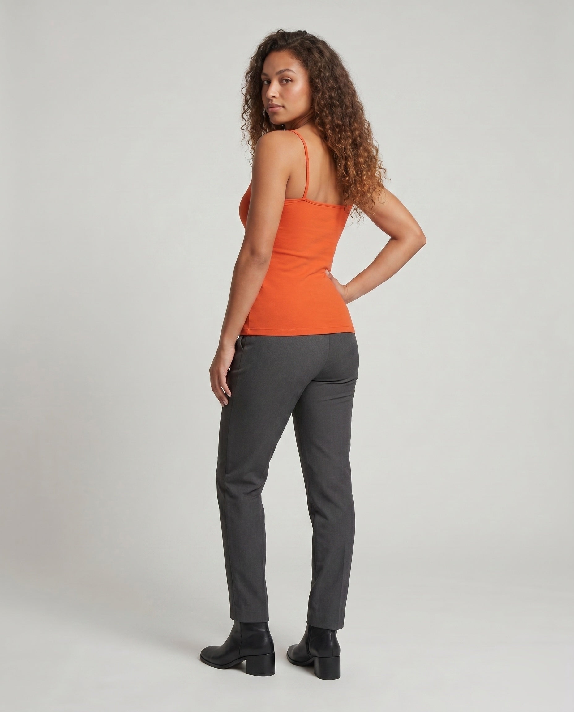 Product 15636485996874 - back_view