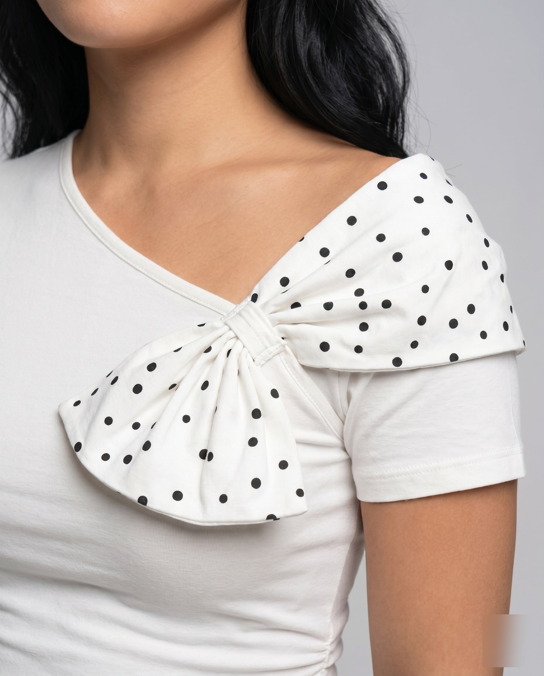 Product 15636486488394 - close_up_detail