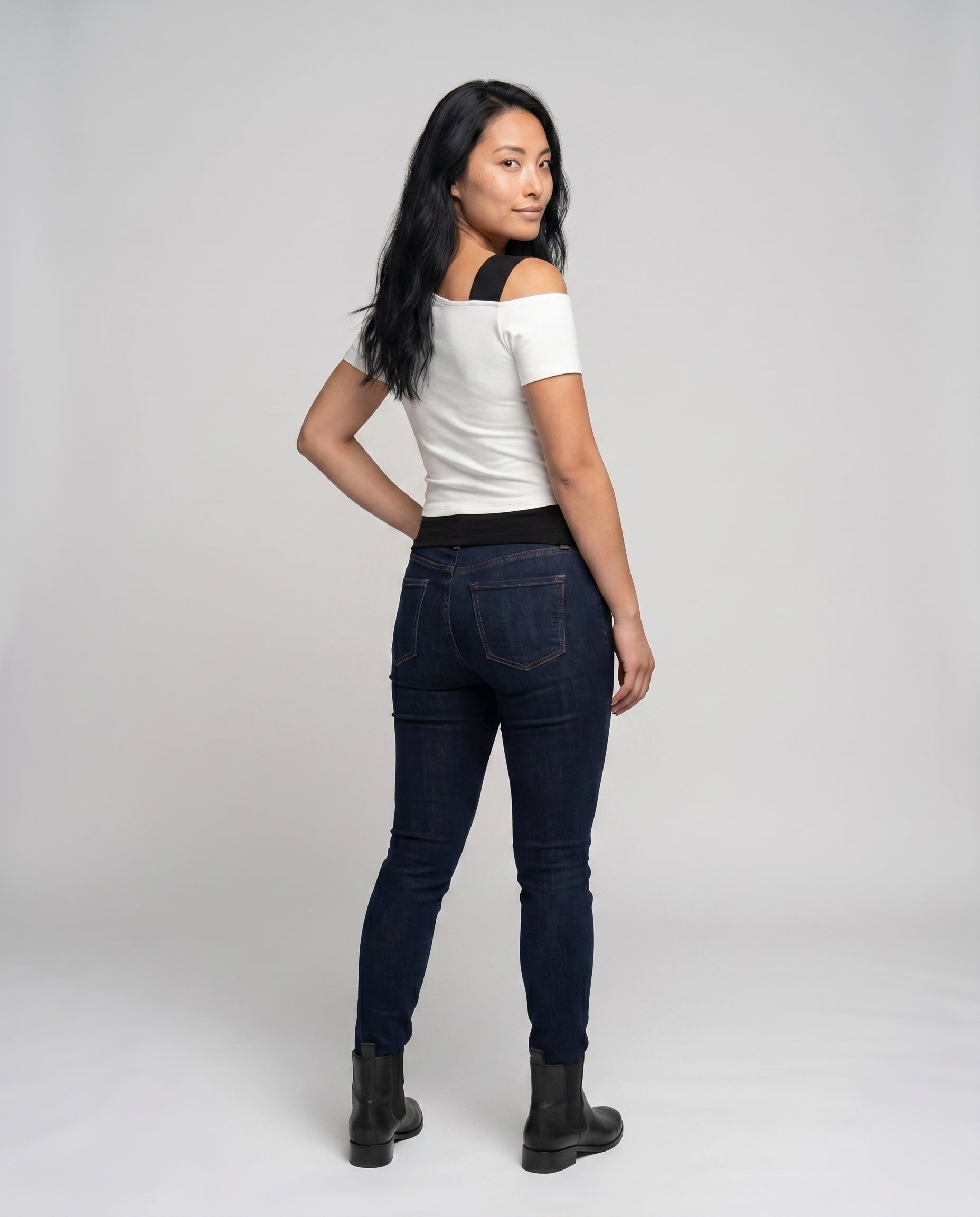 Product 15636486586698 - back_view