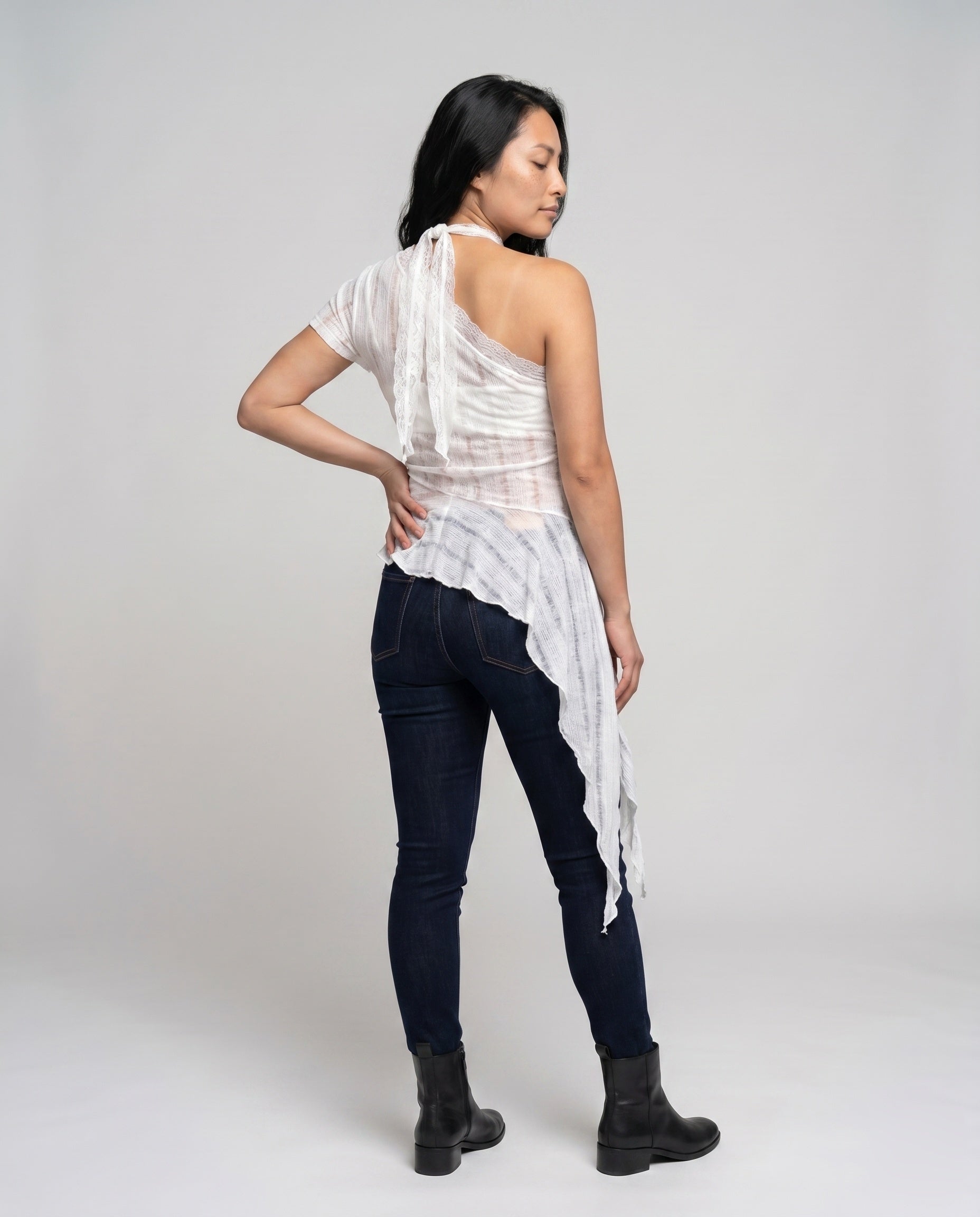 Product 15636486947146 - back_view