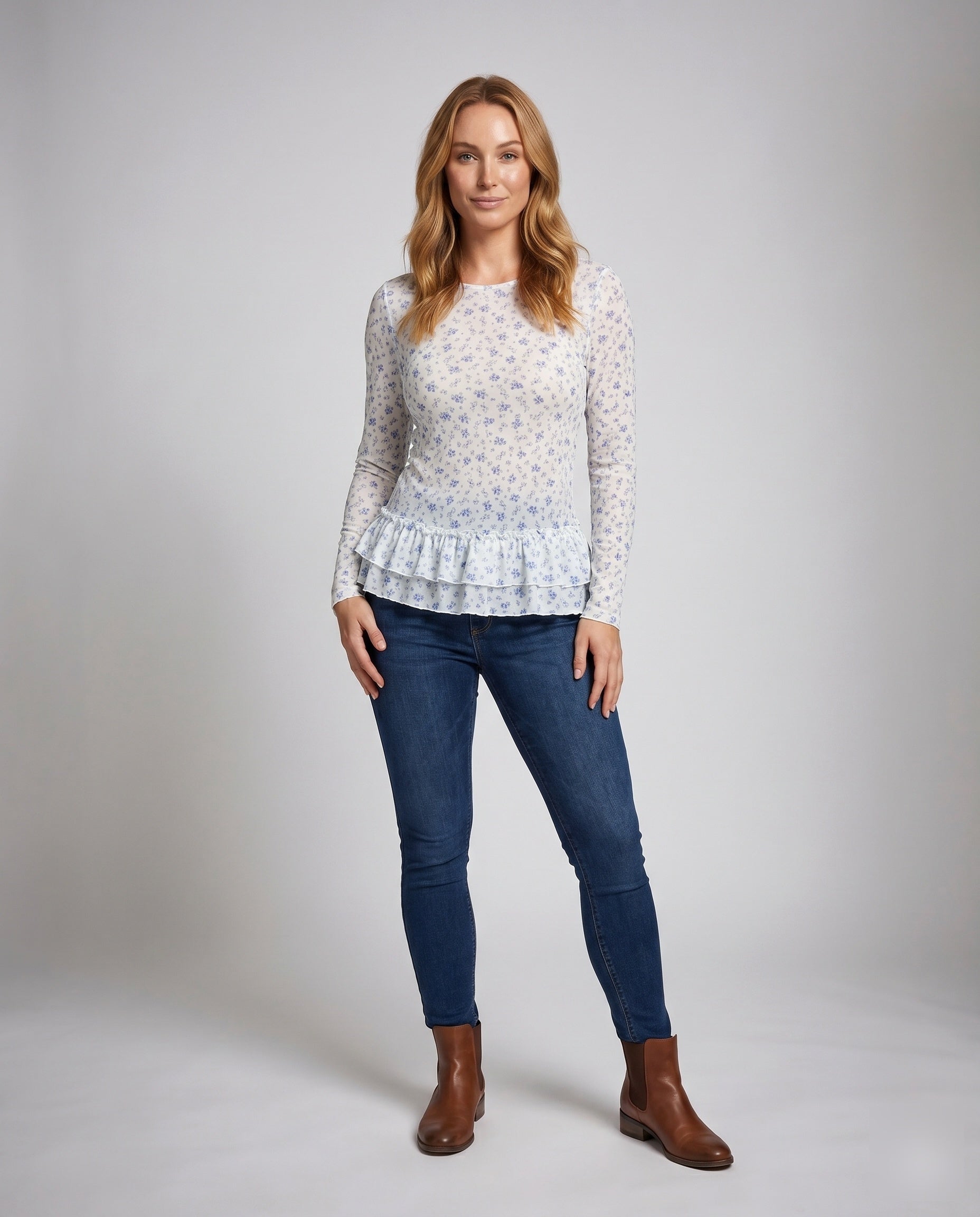Product 15636489240906 - full_body_front