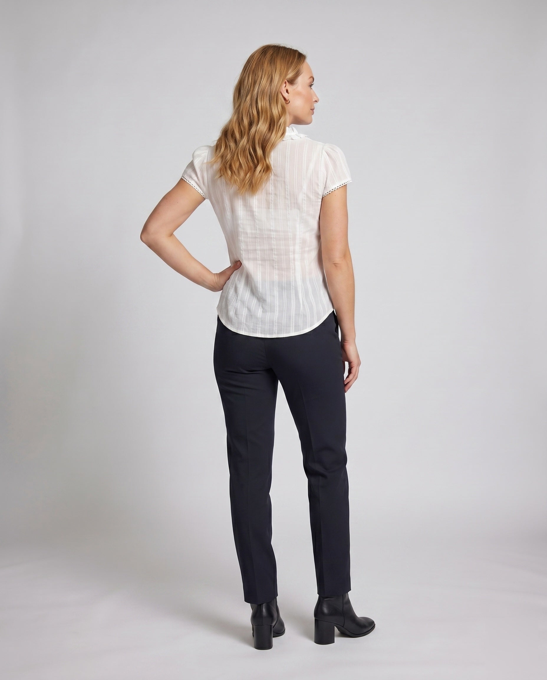 Product 15636489503050 - back_view