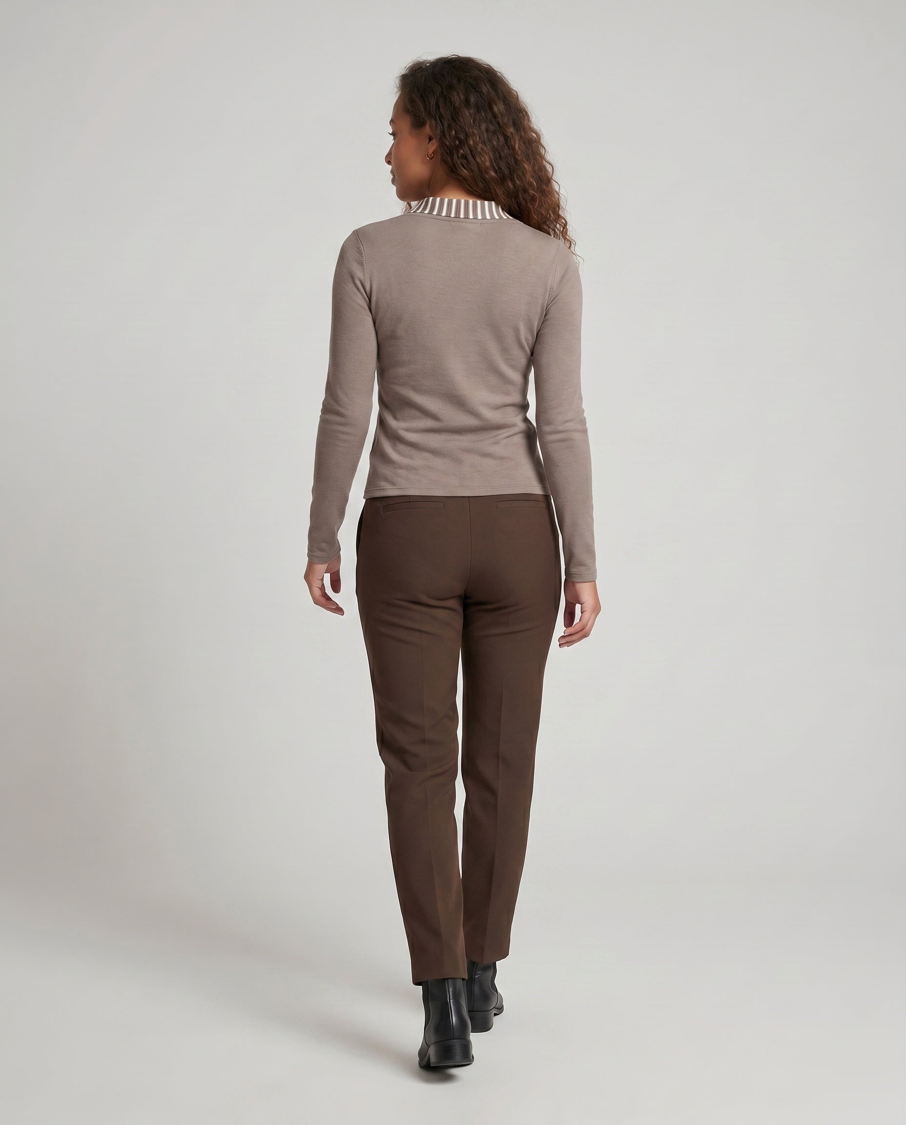 Product 15636493664586 - back_view