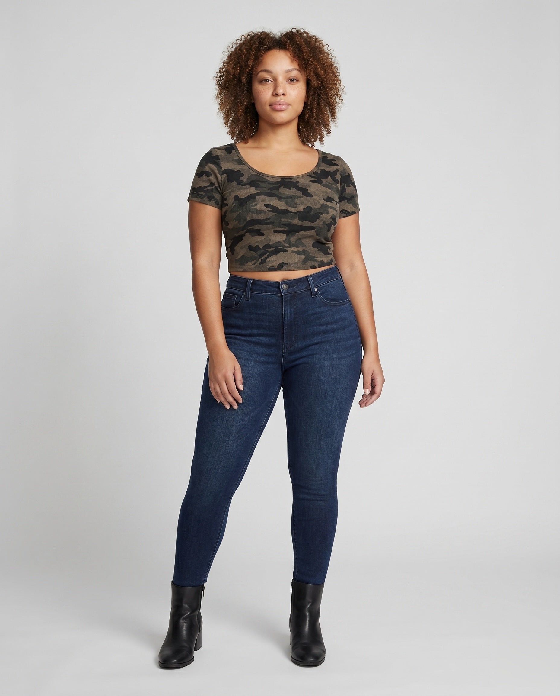 Product 15636495270218 - full_body_front
