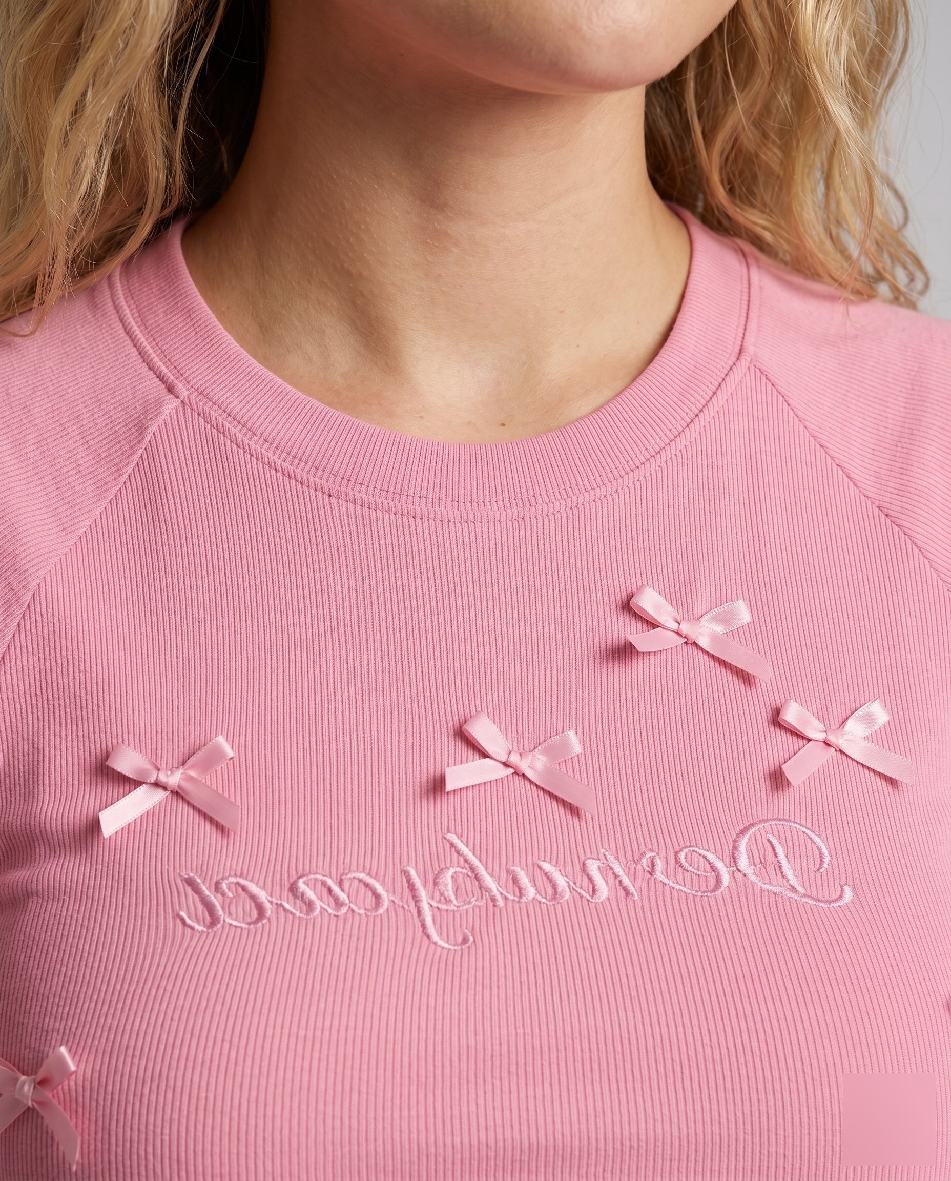 Product 15636497137994 - close_up_detail