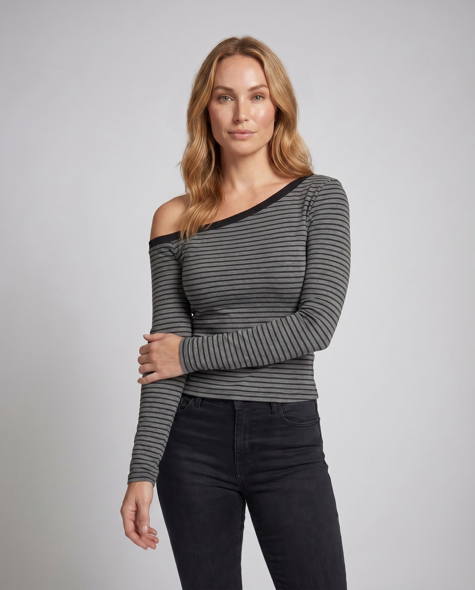 Product 15636499169610 - upper_body