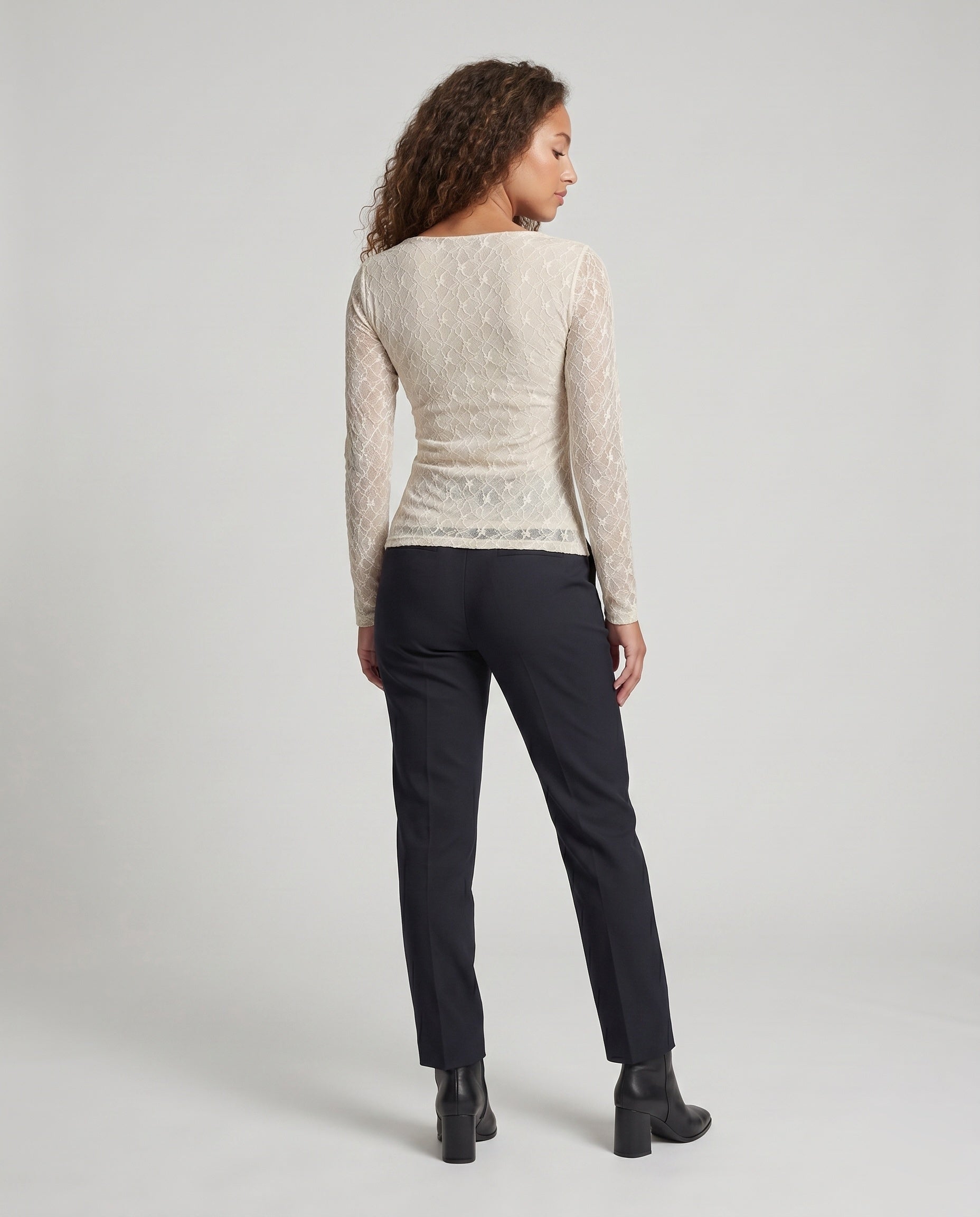 Product 15636501168458 - back_view