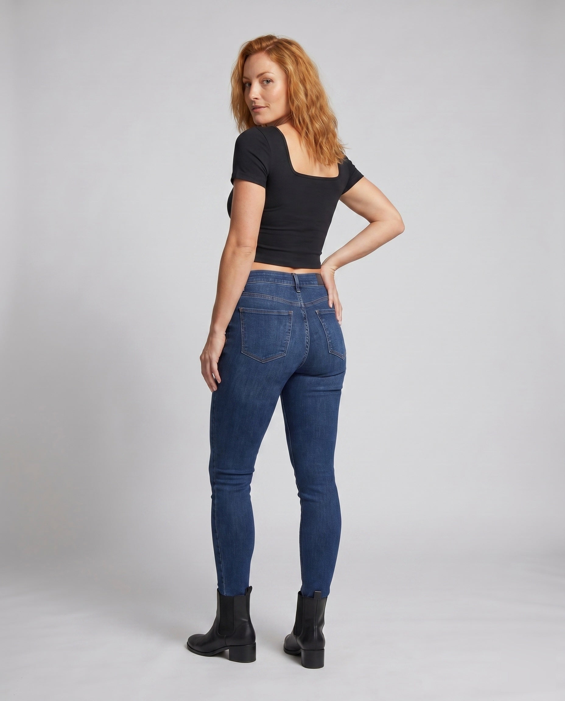 Product 15636502905162 - back_view