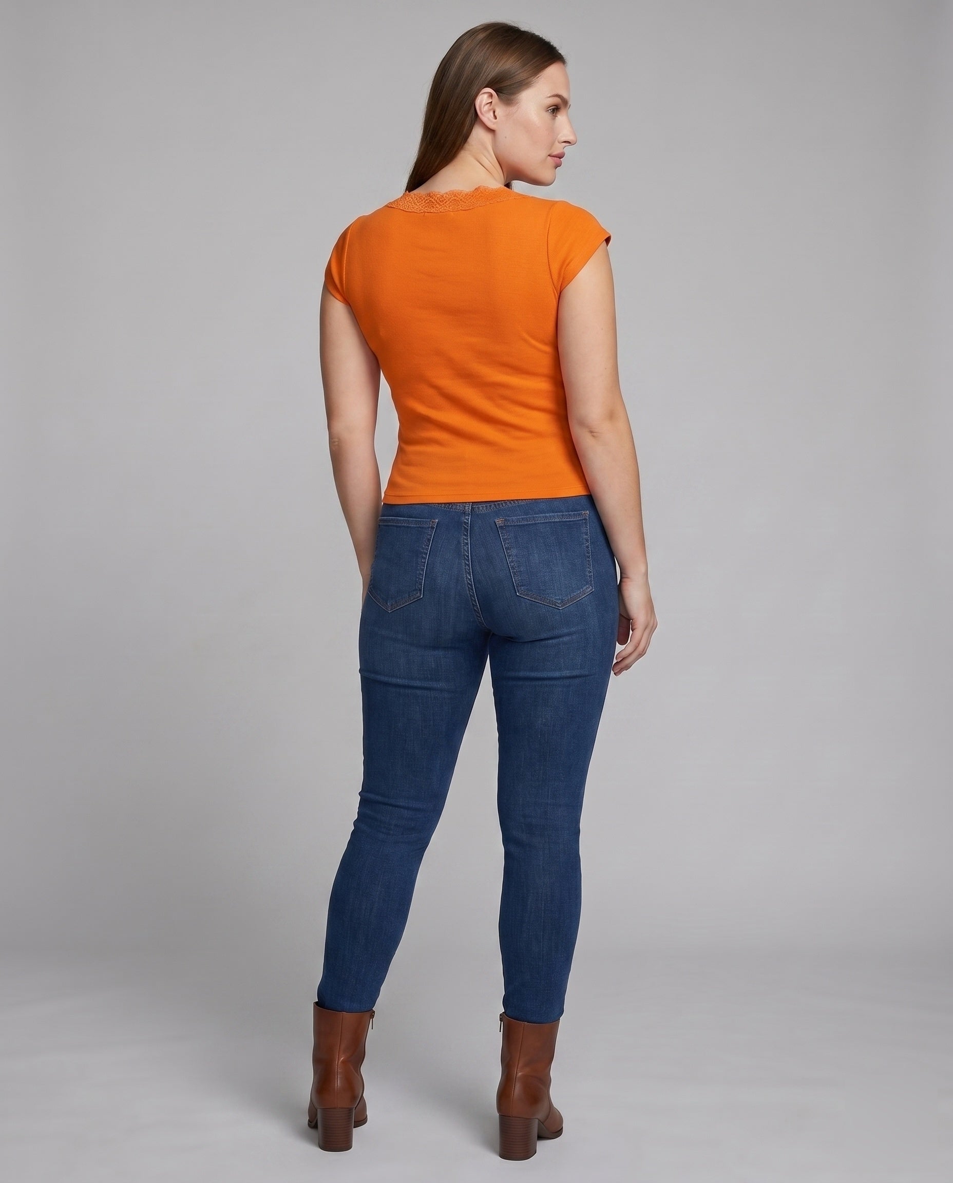 Product 15636506247498 - back_view
