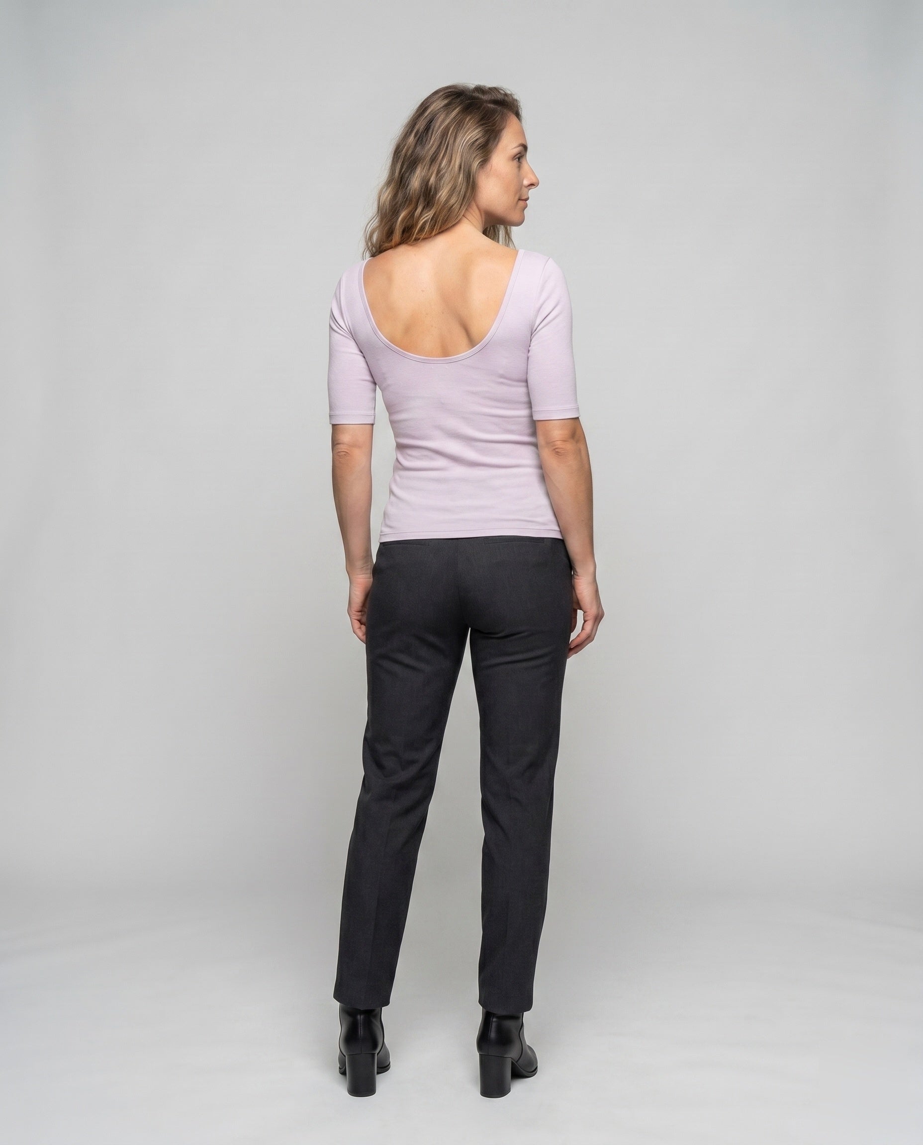 Product 15636507033930 - back_view