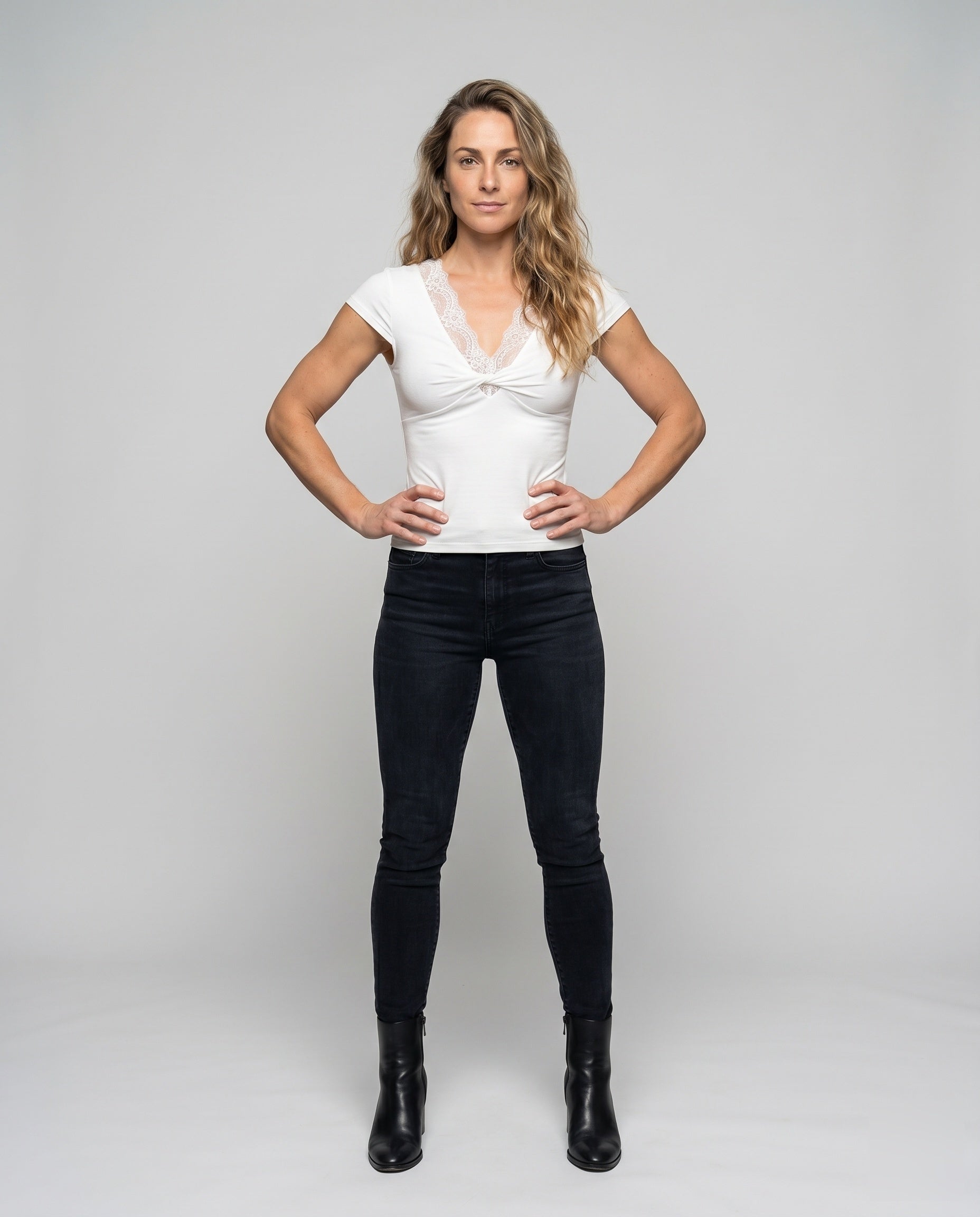 Product 15636507394378 - full_body_front