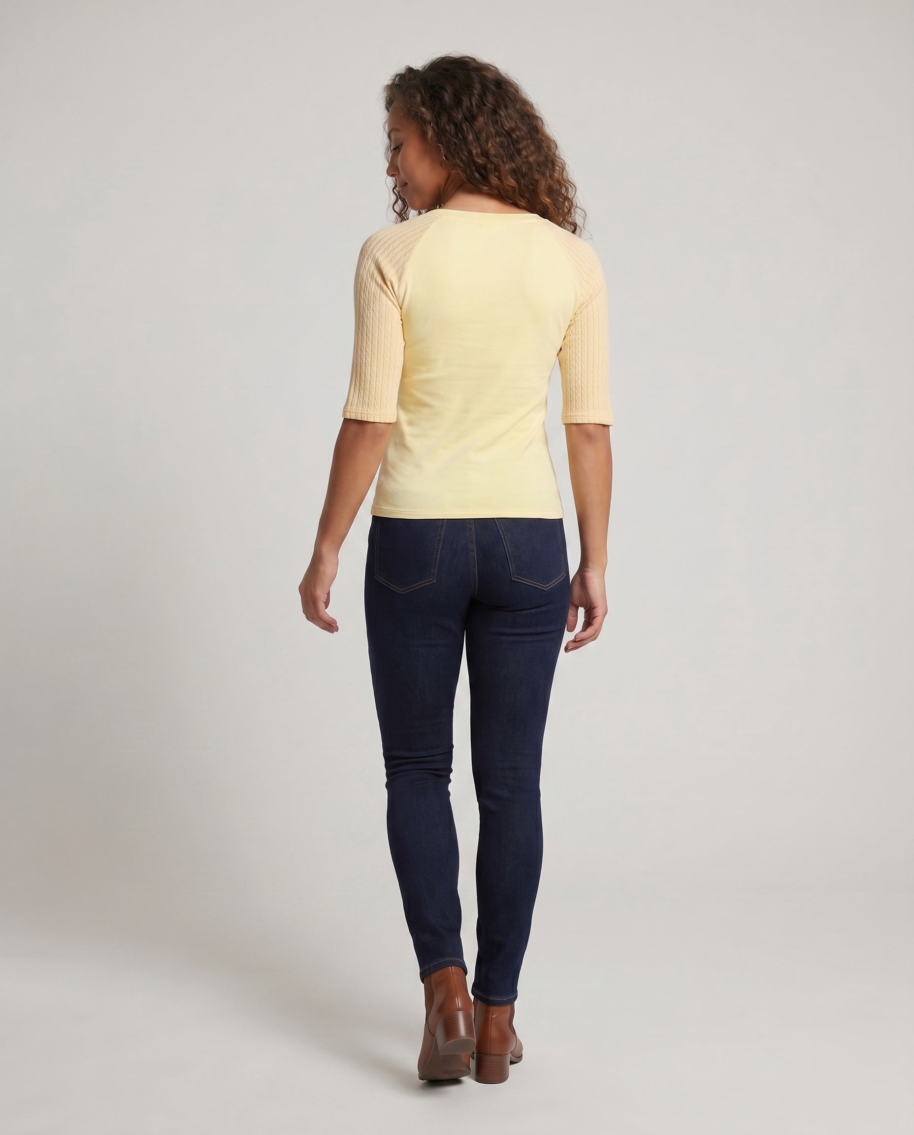 Product 15636508836170 - back_view