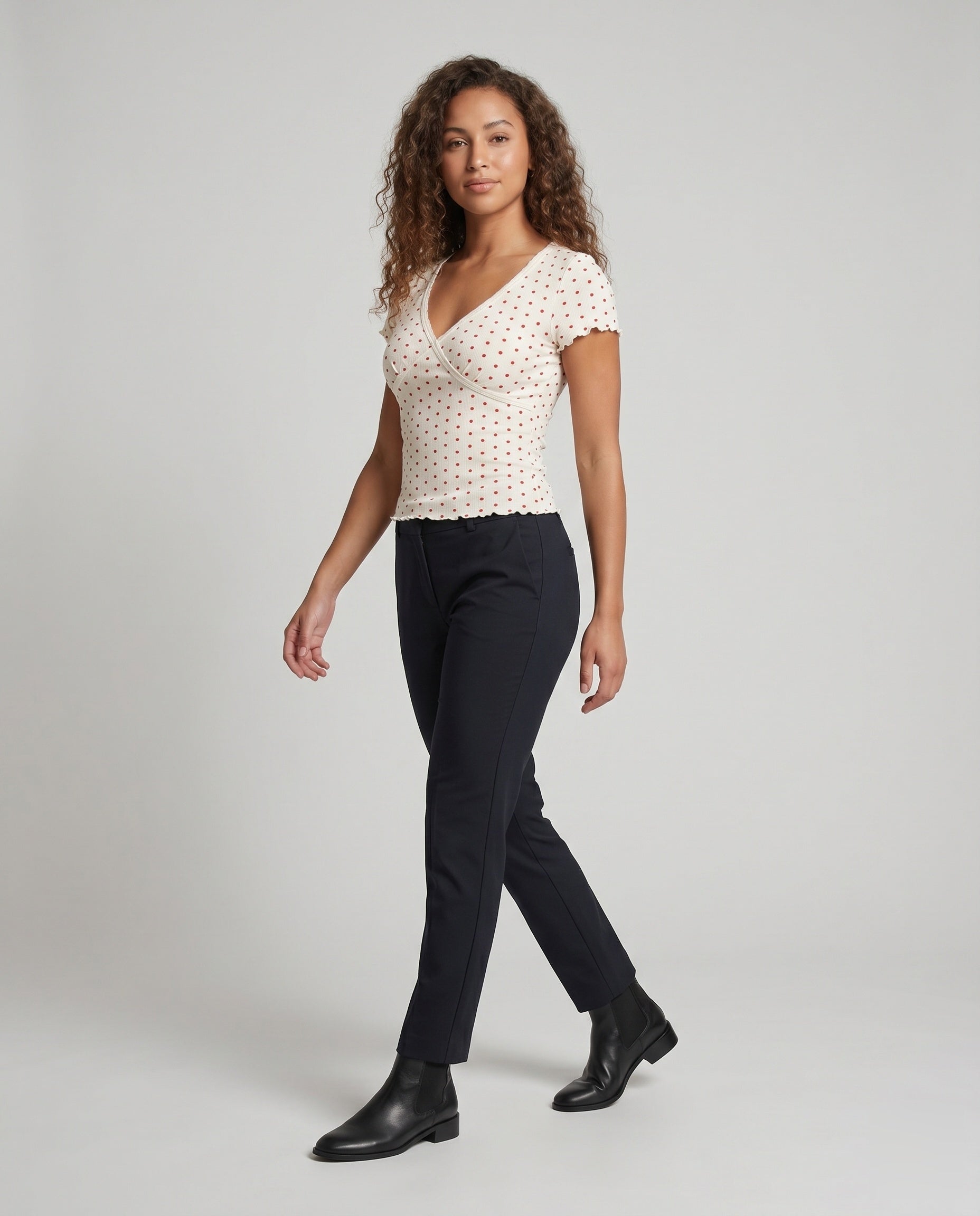 Product 15636509655370 - full_body_front