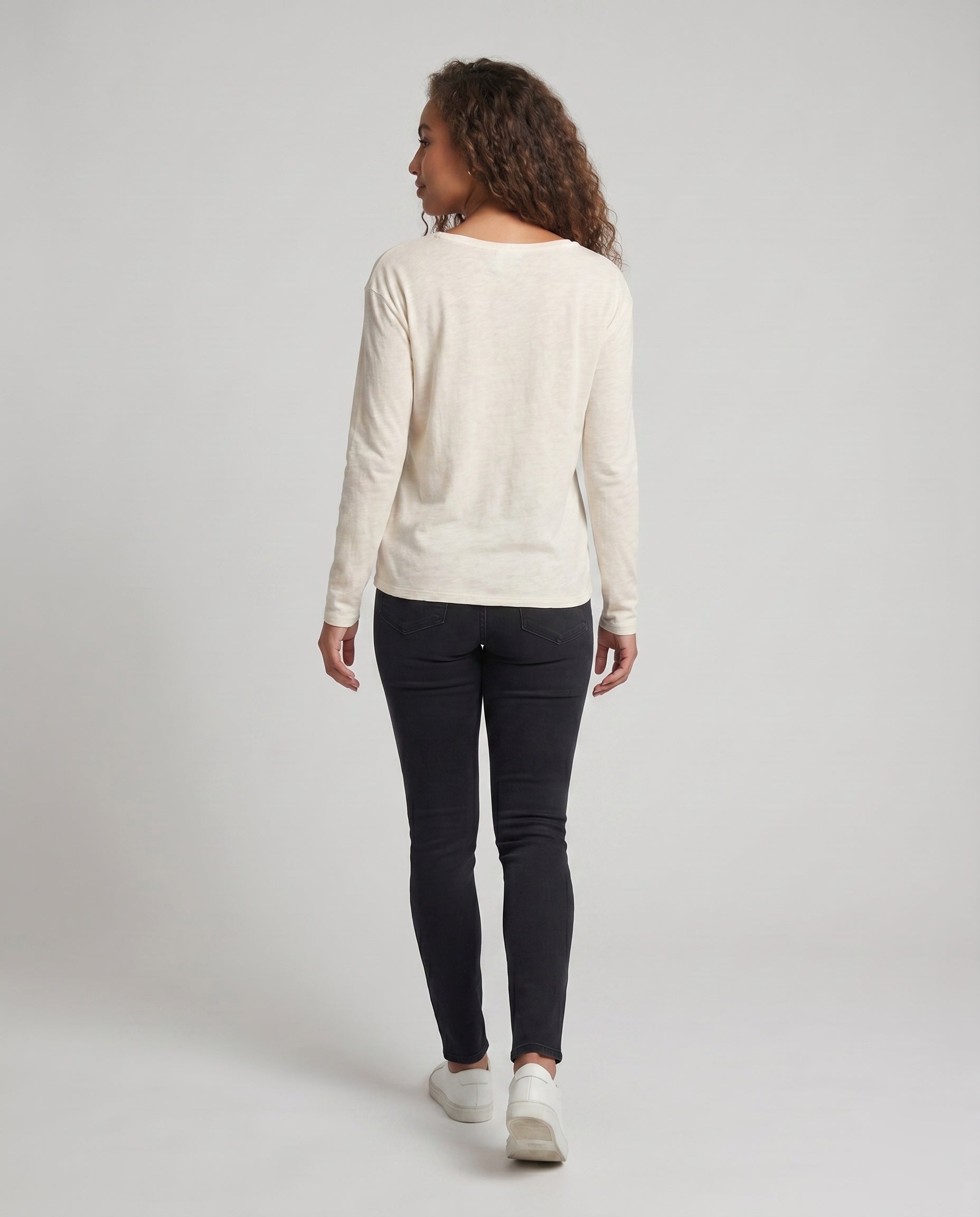 Product 15636510245194 - back_view