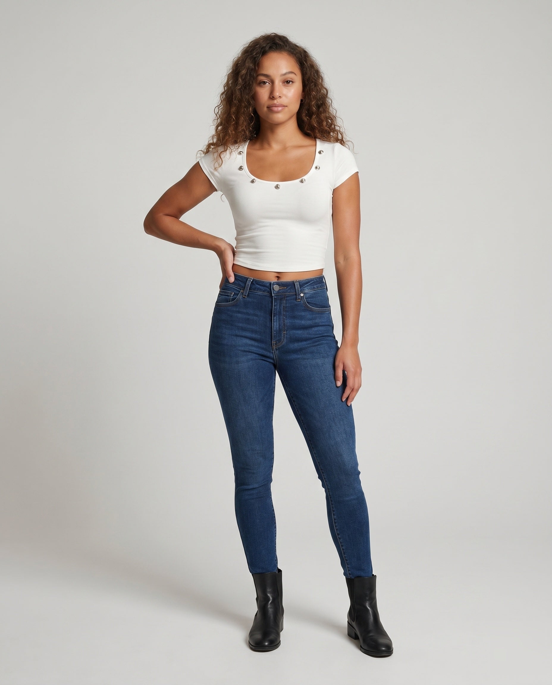 Product 15636511719754 - full_body_front
